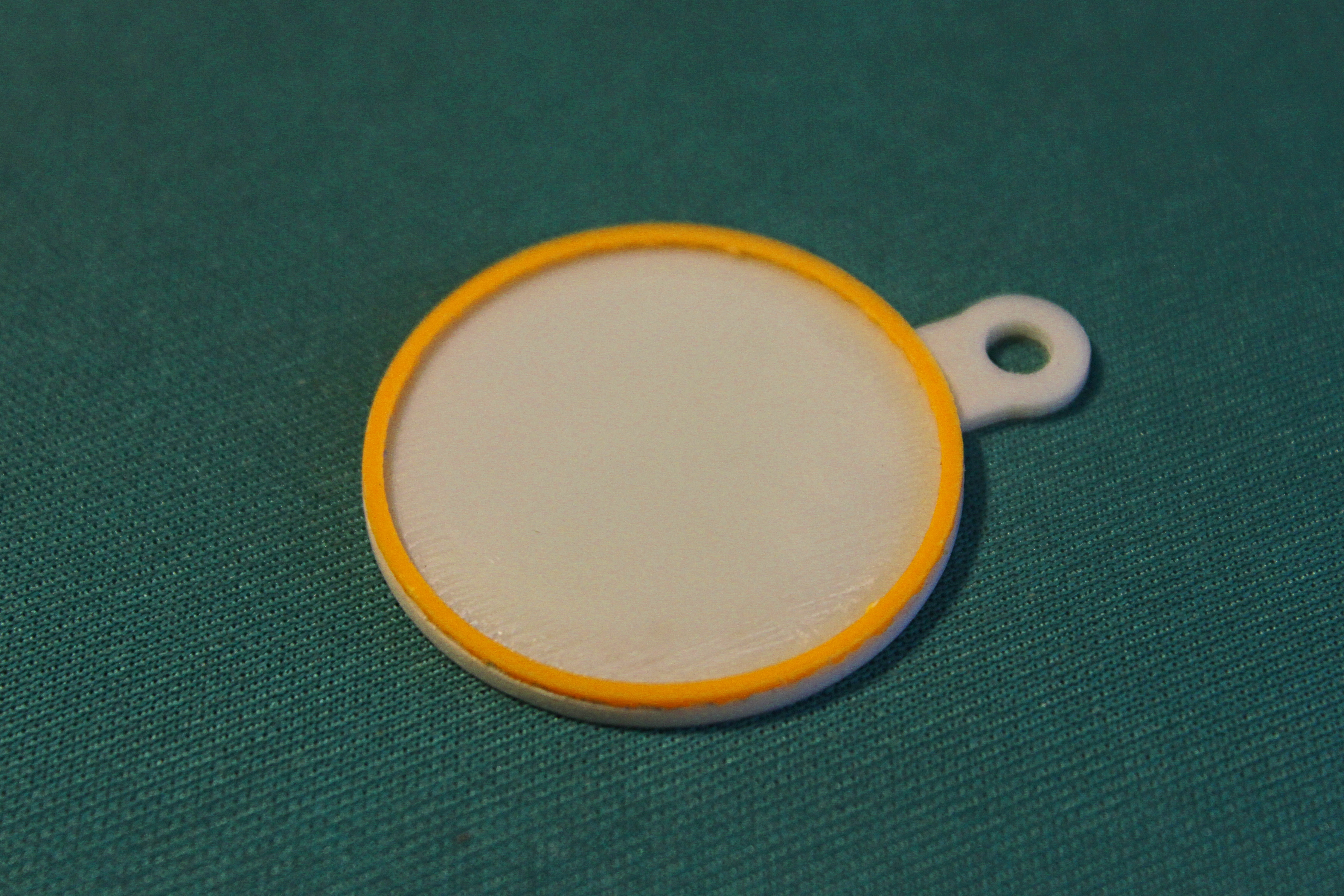 Round keychain 30mm
