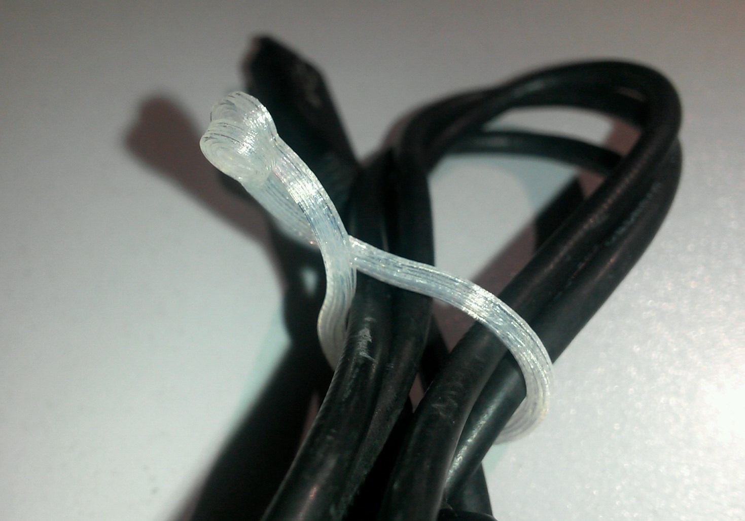 Cable clip