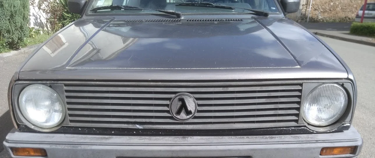 Half-Life Grille logo for Volkswagen Golf mkII before 88'