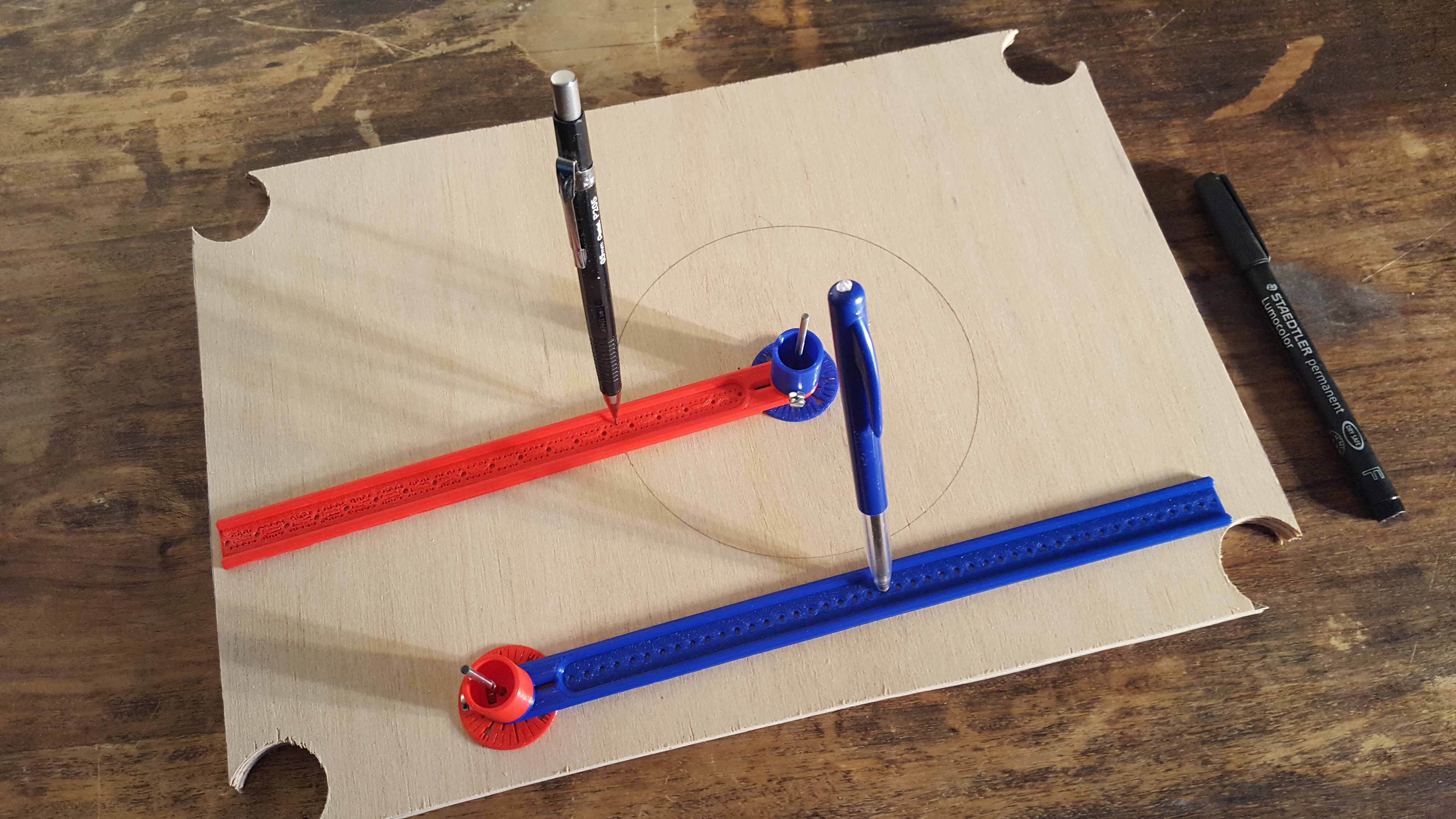 Pair of compasses