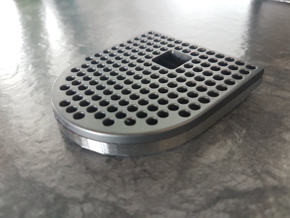 Nespresso Essenza Mini - Cup stand very slim