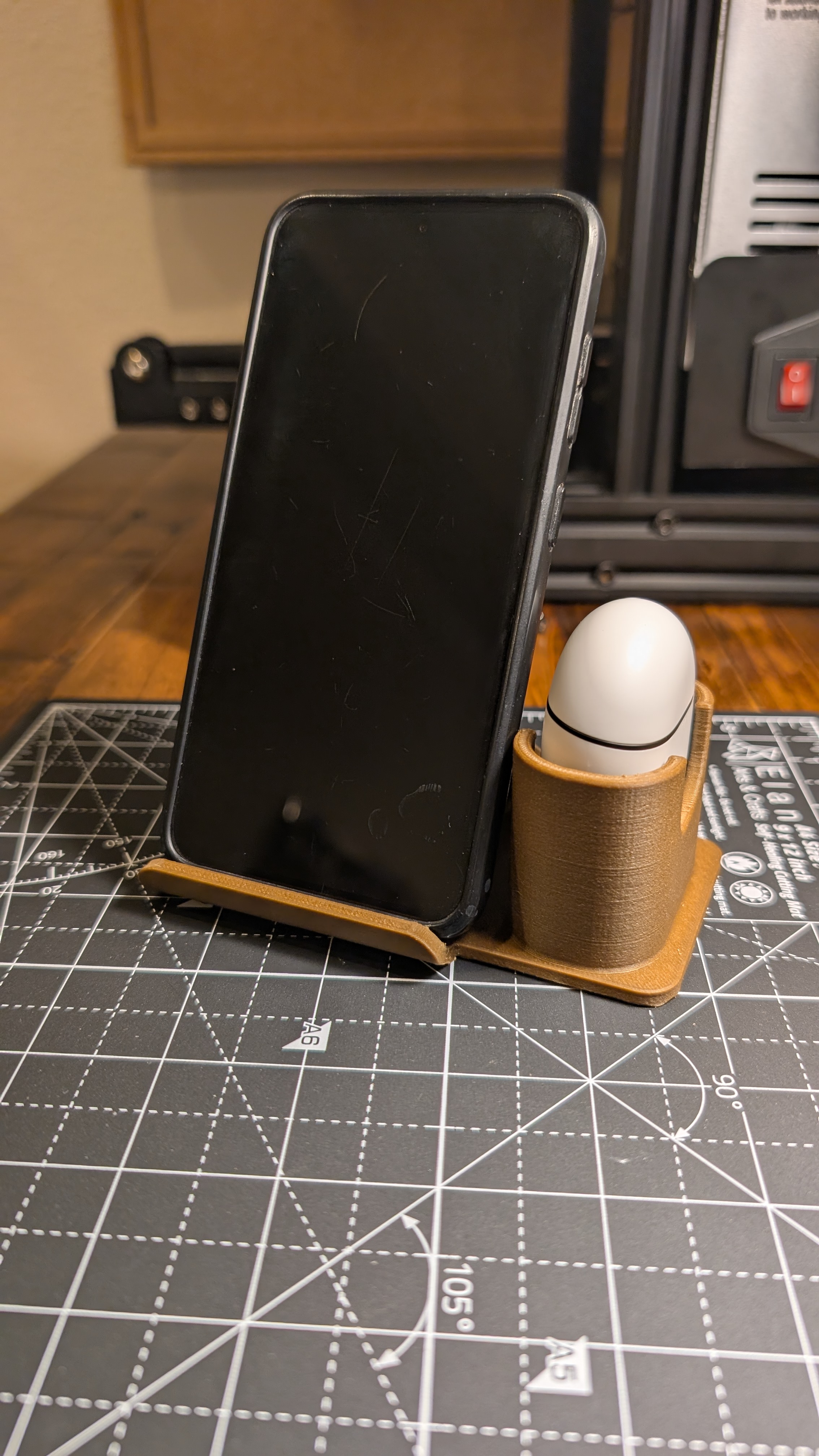 Pixel Buds Pro 2 and Phone Combo