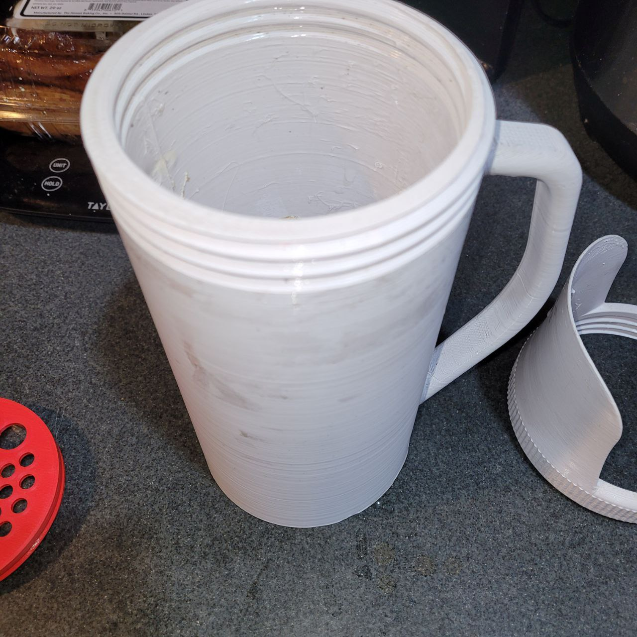 Road salt shaker