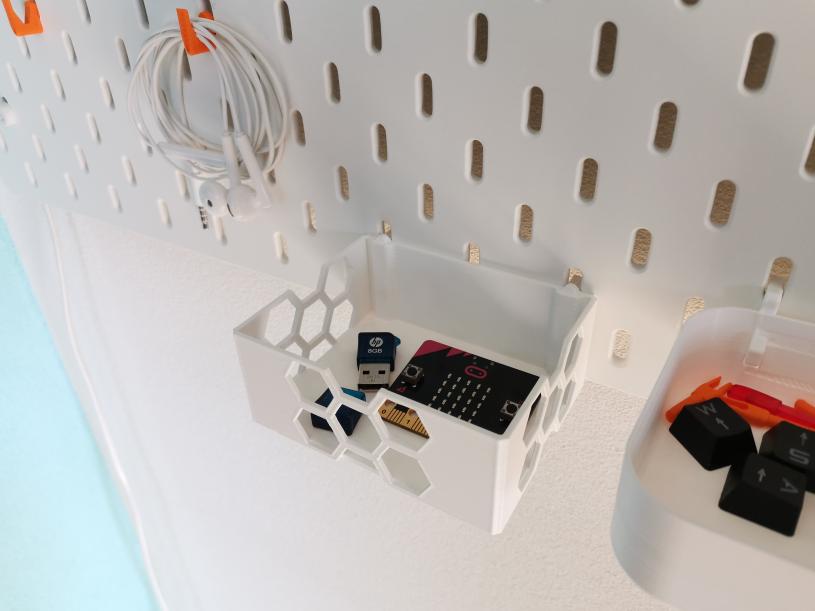 Hex container for Ikea Skadis pegboard