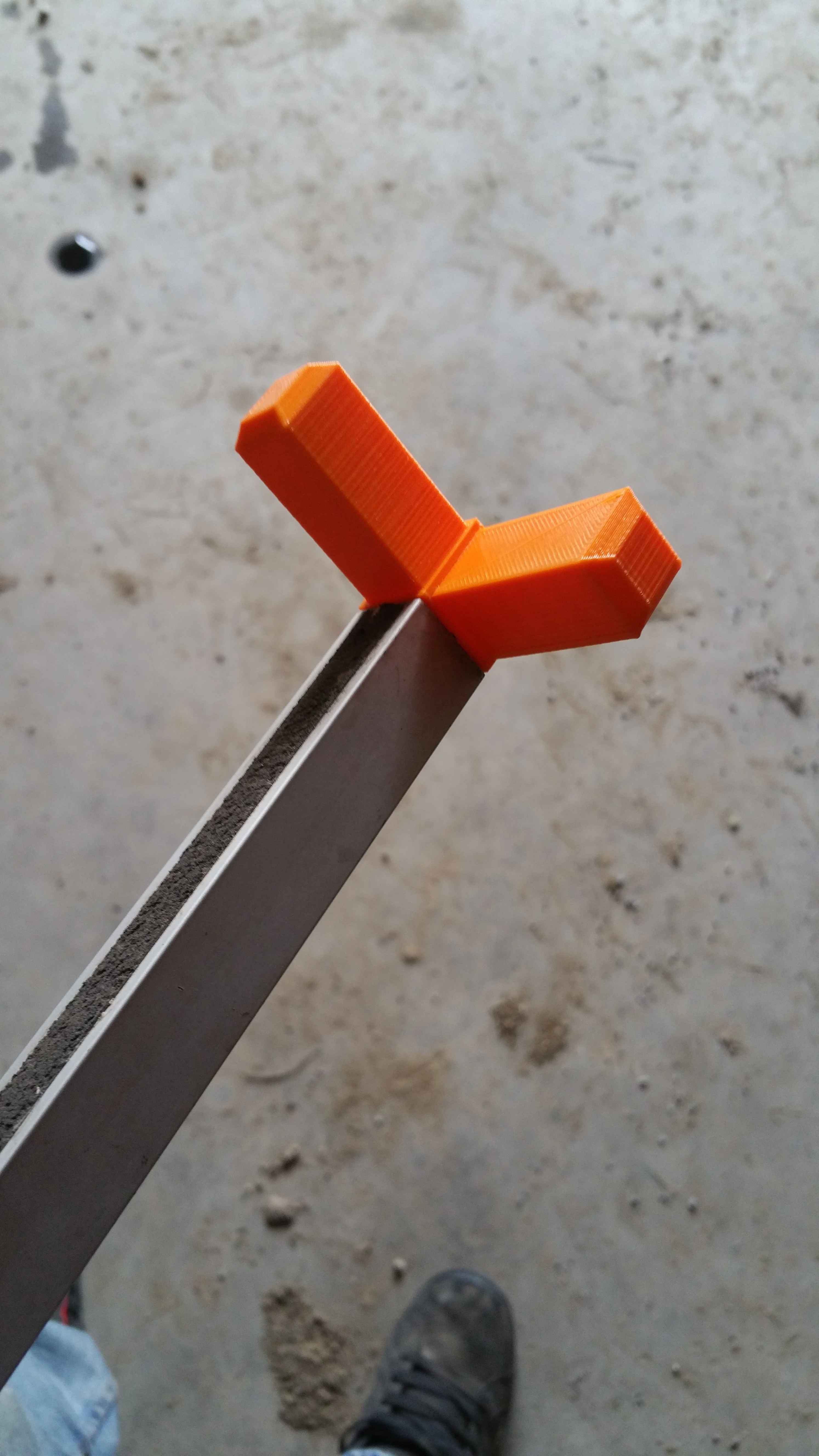 Connector for 20mm square tube
