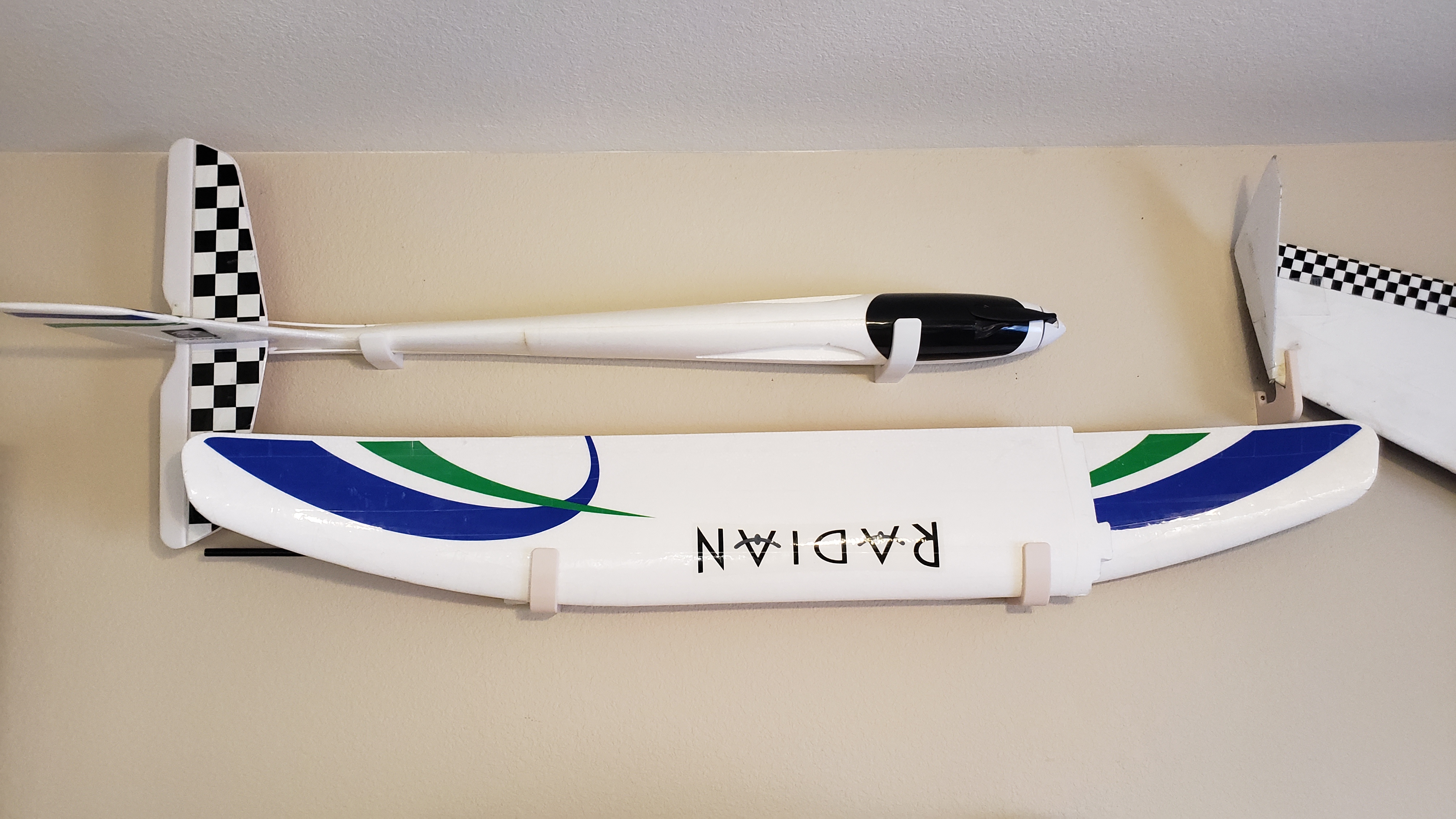 Wall Hanger for Parkzone Radian (2m)