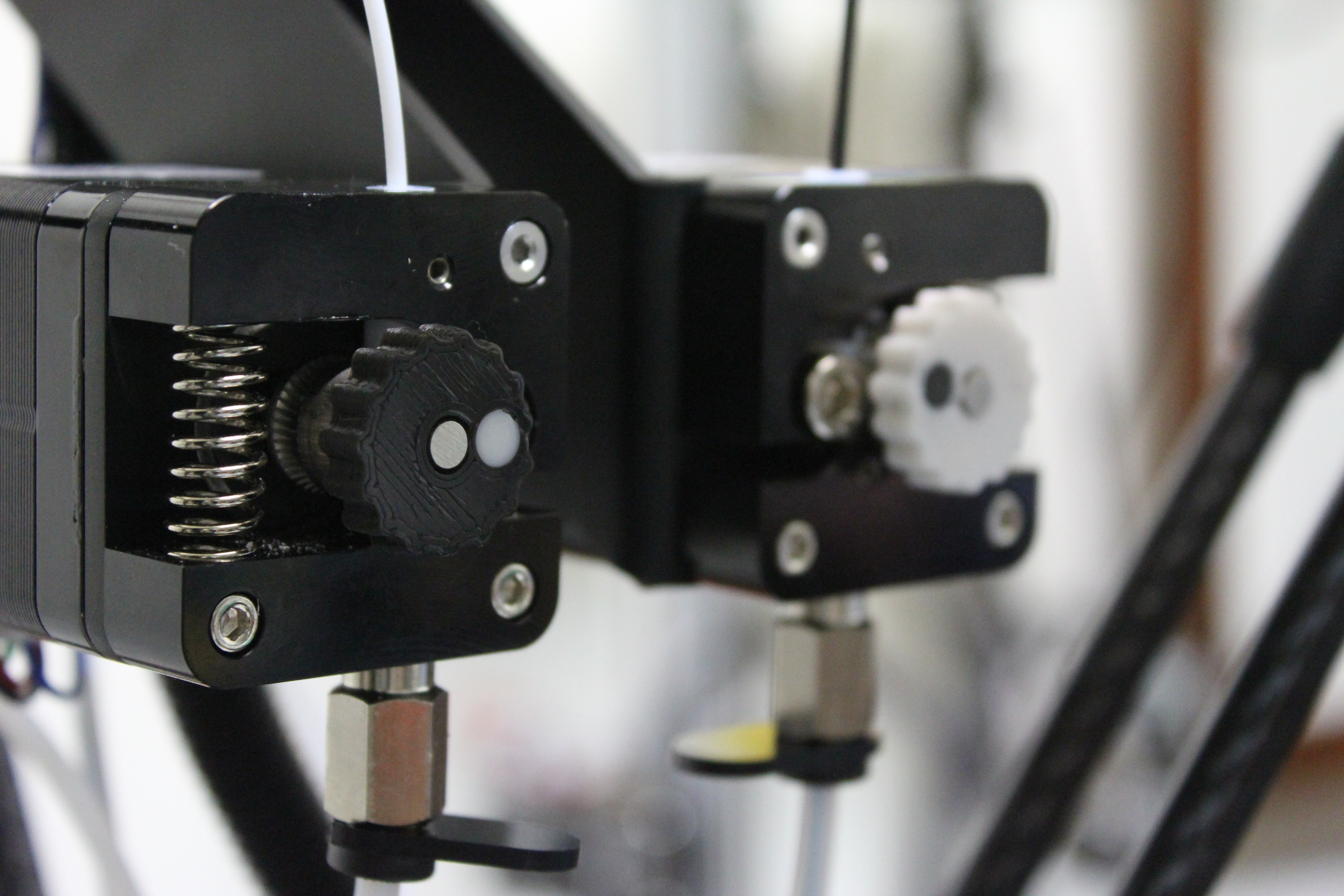 Extruder Knob in dual color