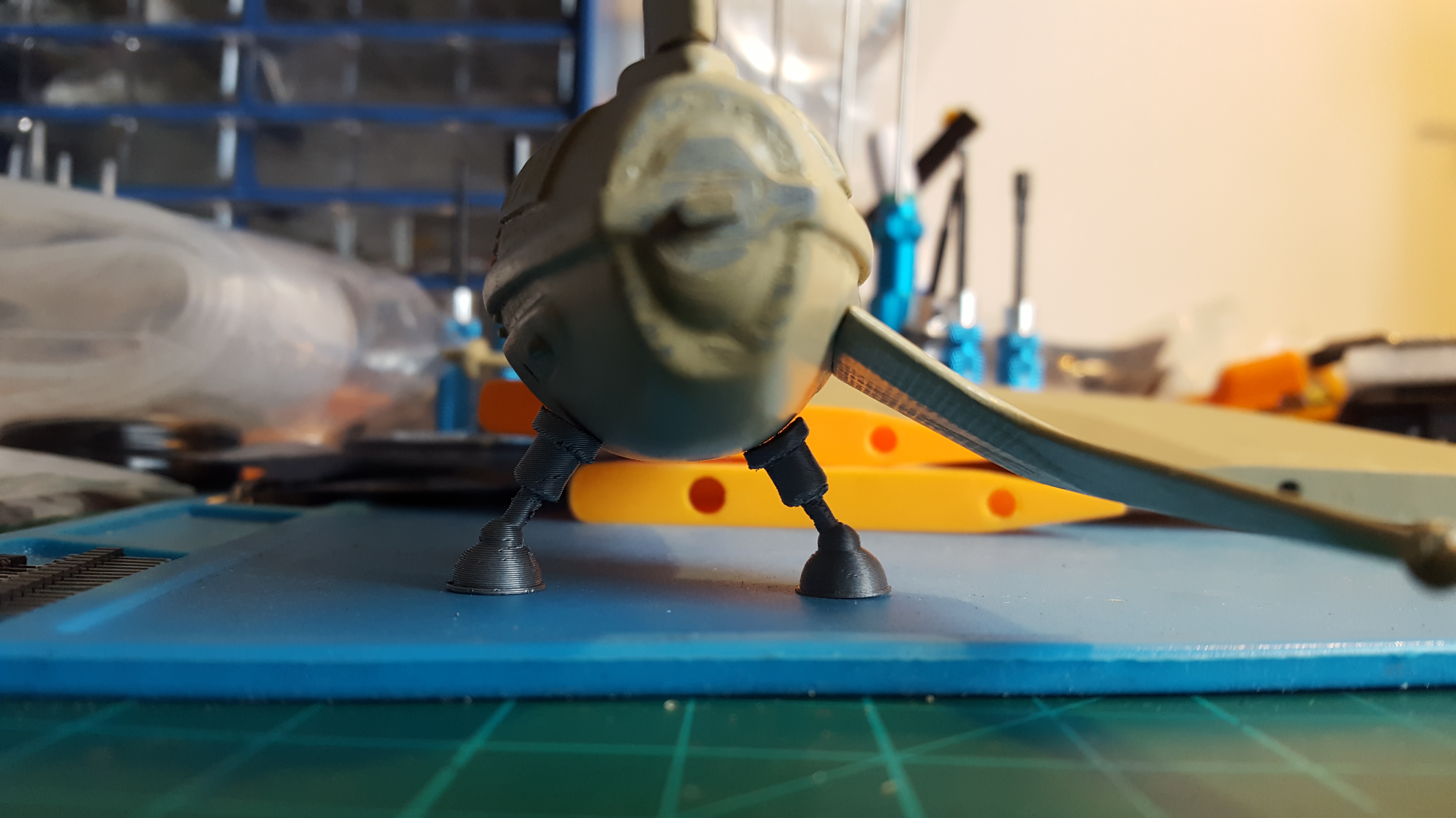 Planet Express Ship landing gear
