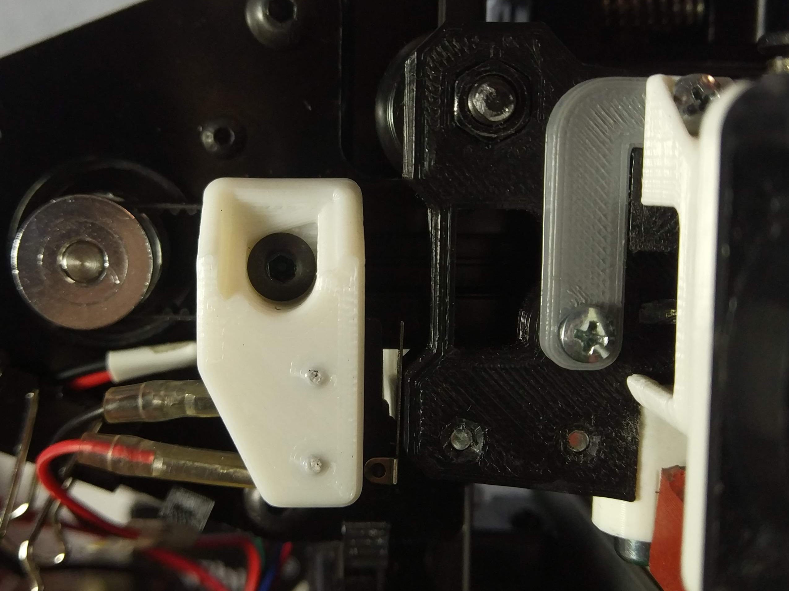Mount for X-Axis end stop switch on 2020 extrusion