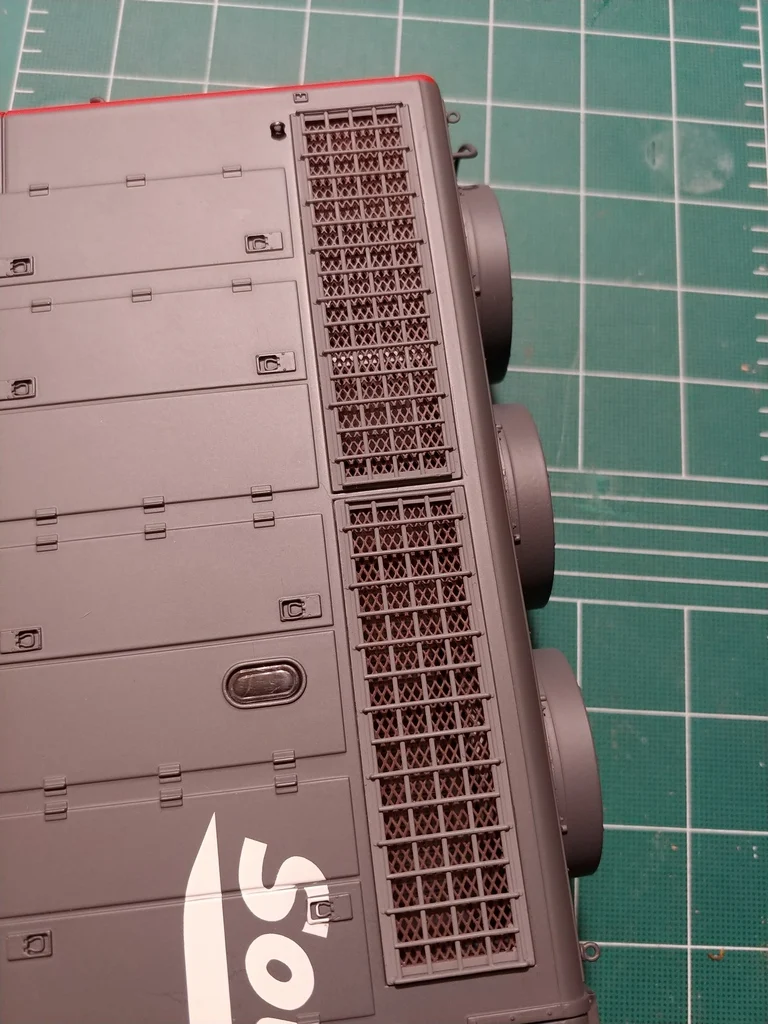 USA Trains SD40-2 Radiator Grille