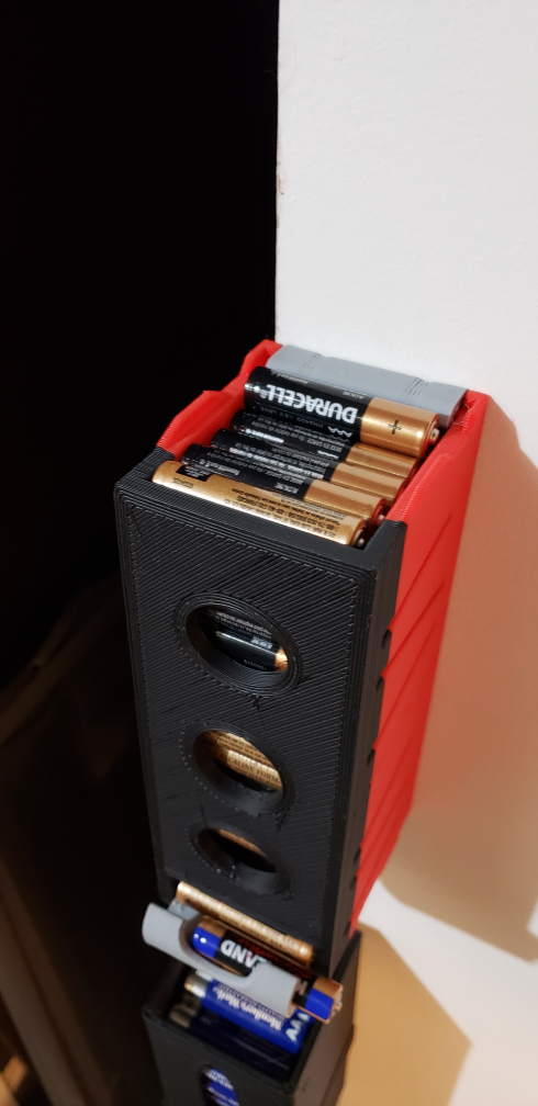 AAA Battery Dispenser, 45 batteries capacity, finger access if it is jammed