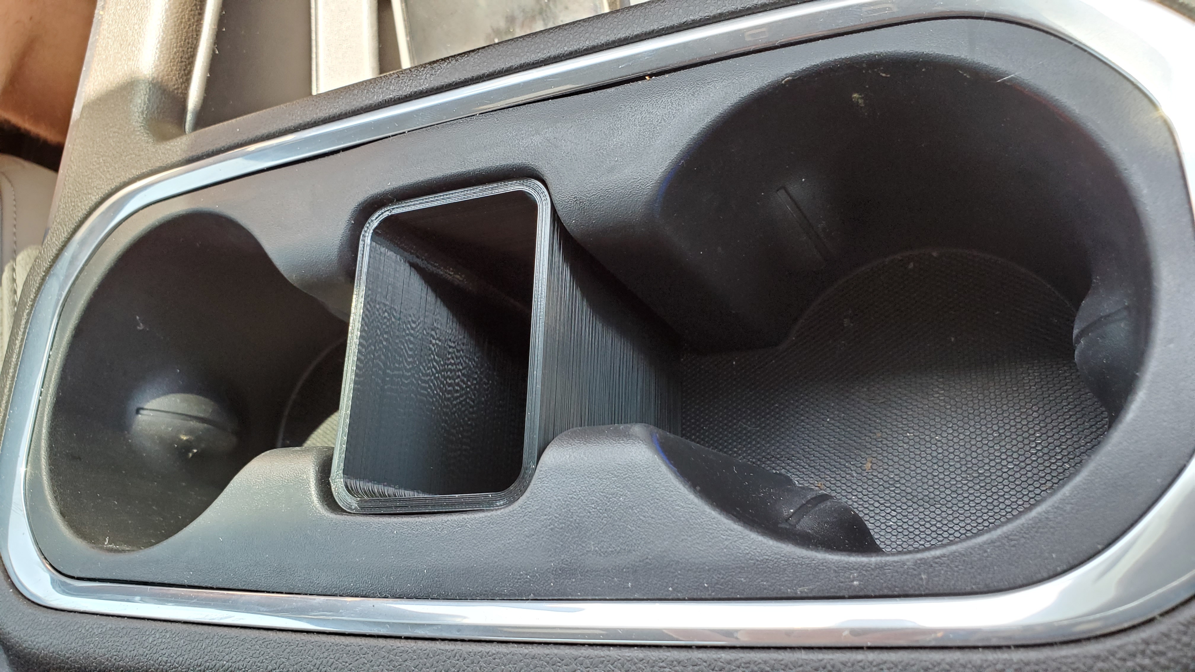 2019/2020 GMC Sierra Coin Holder