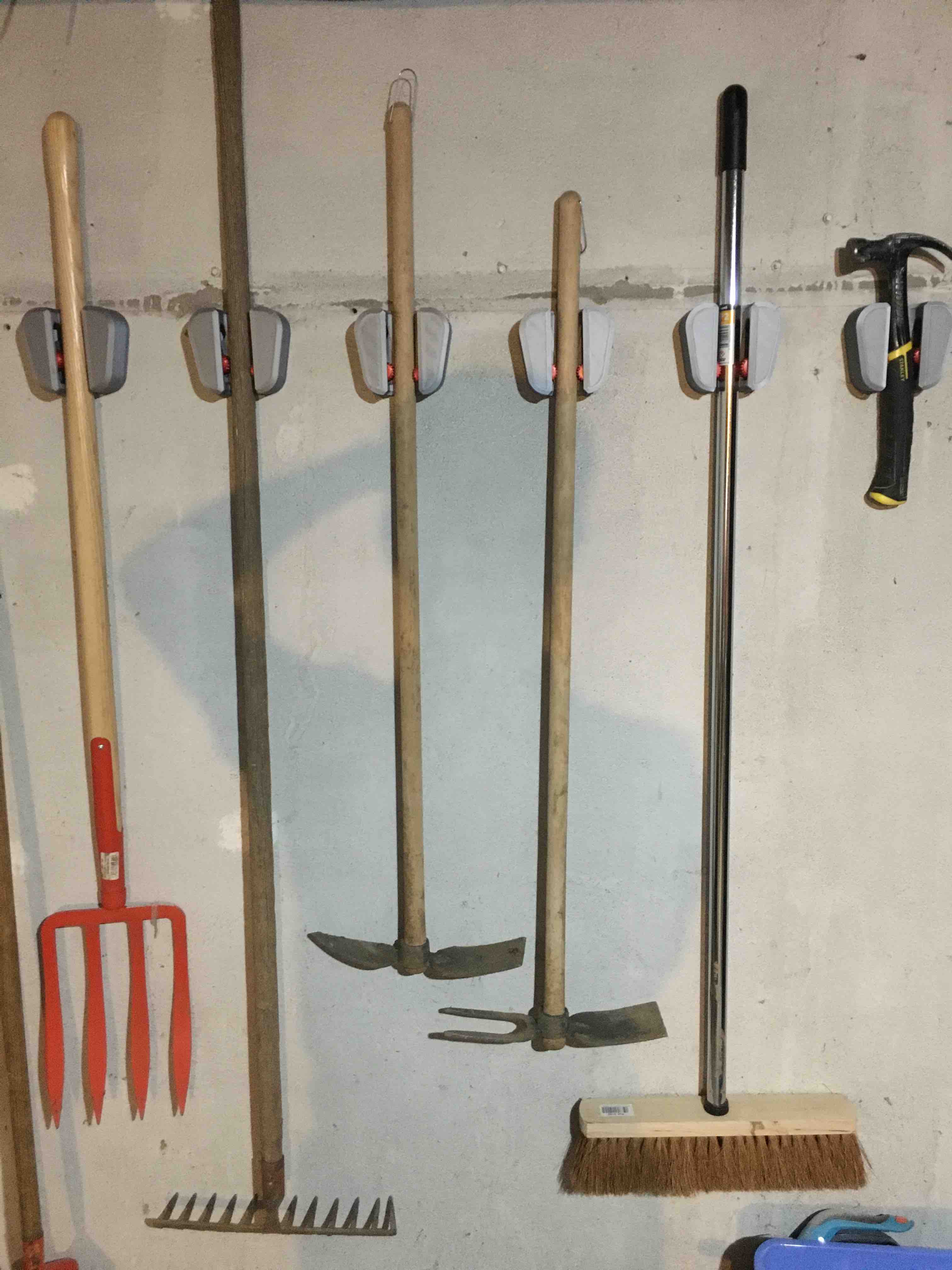 Garden tool holder - Porte outil de jardin