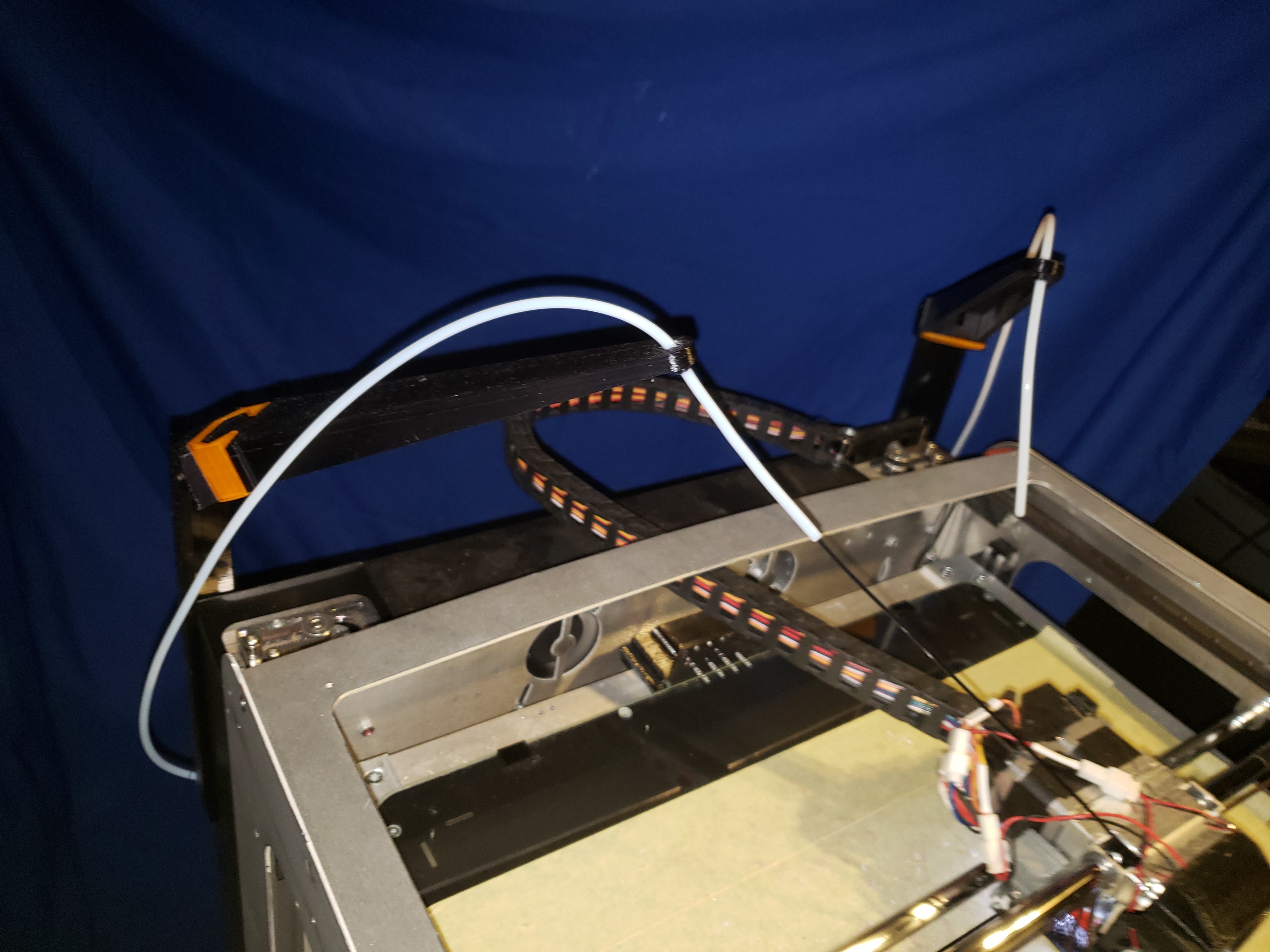 M3D ProMega filament guide