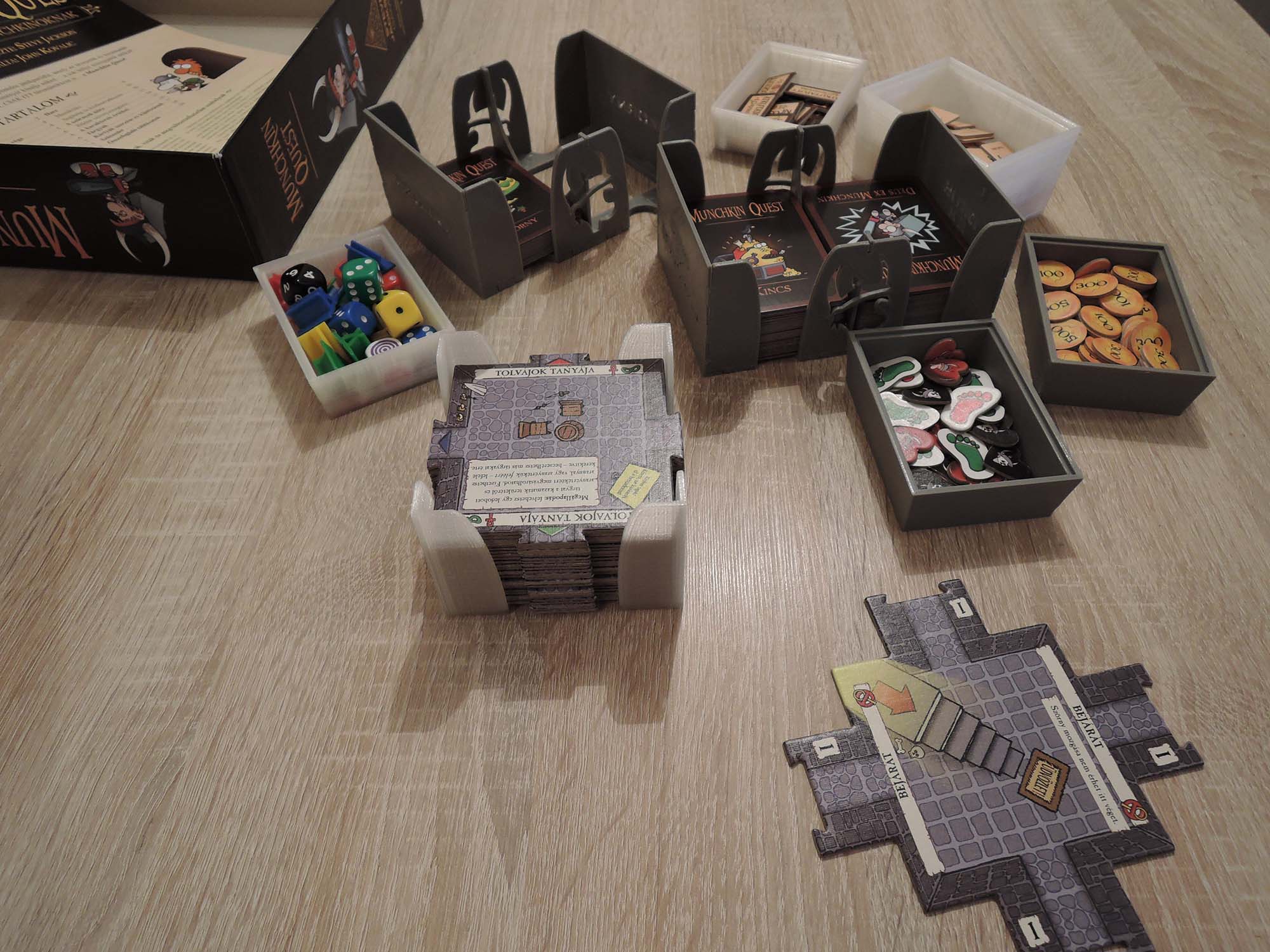Munchkin quest organizer