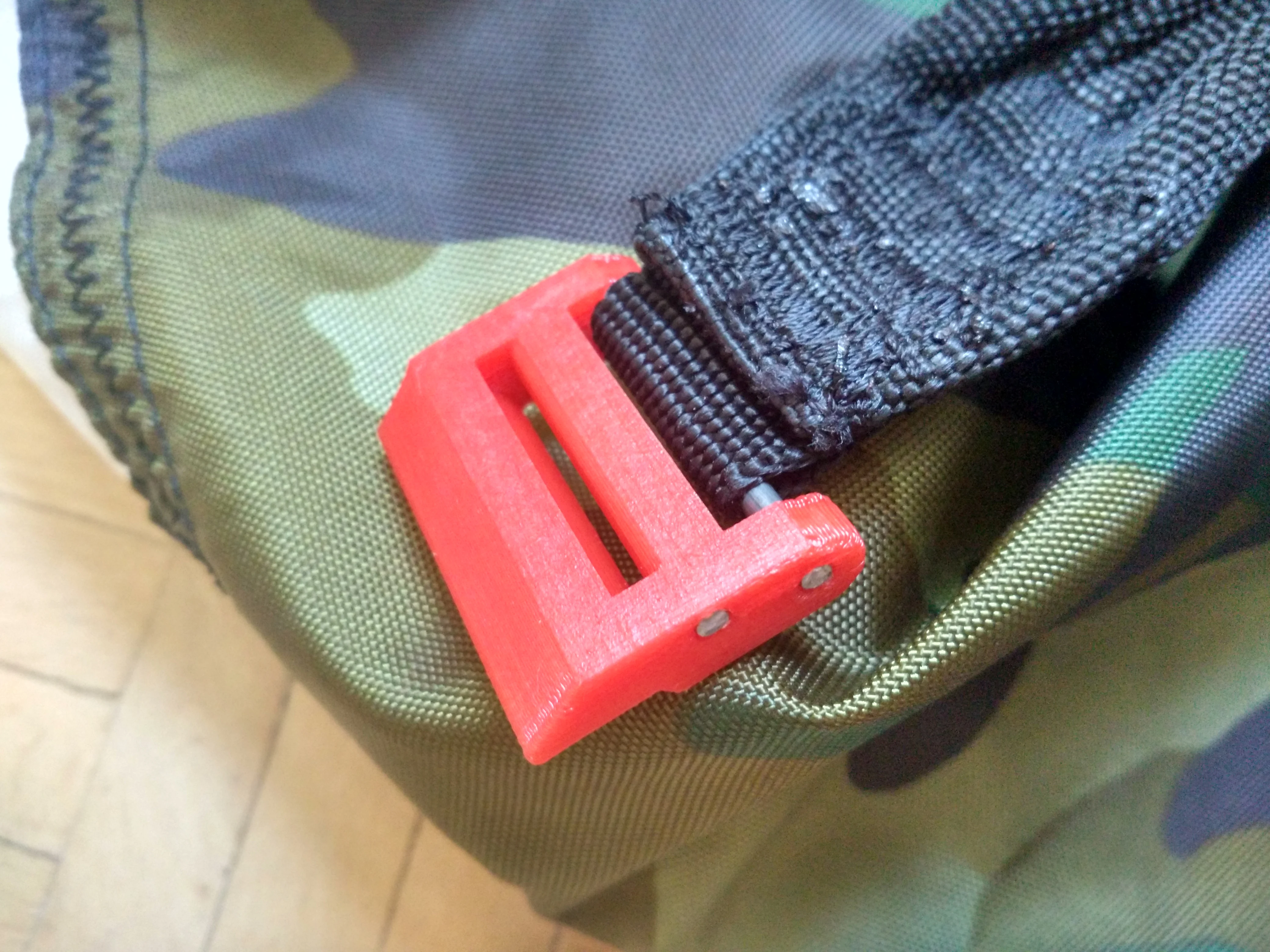 Strap adjuster for 30mm straps (no sewing req.)