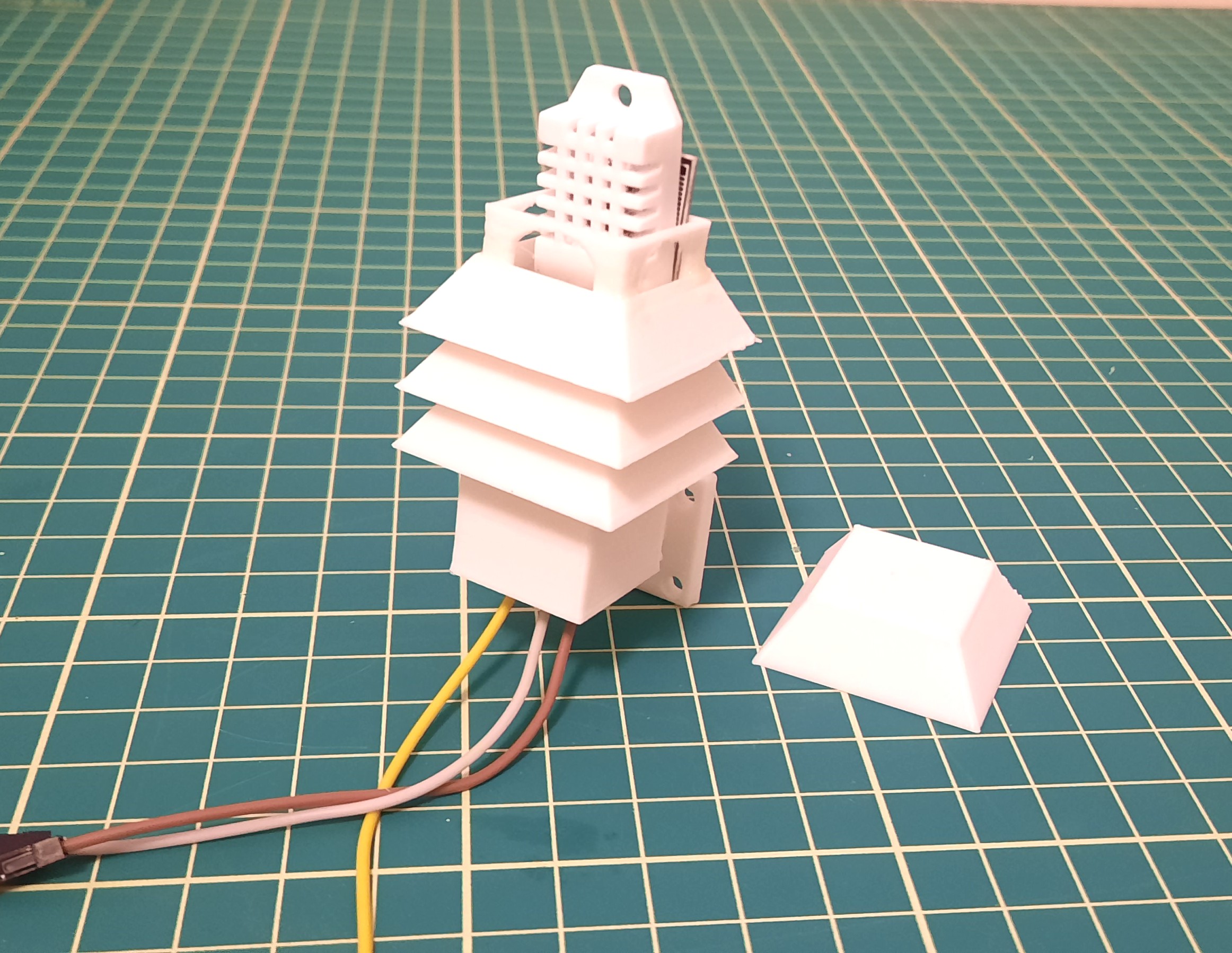 DHT temperature/humidity outdoor case