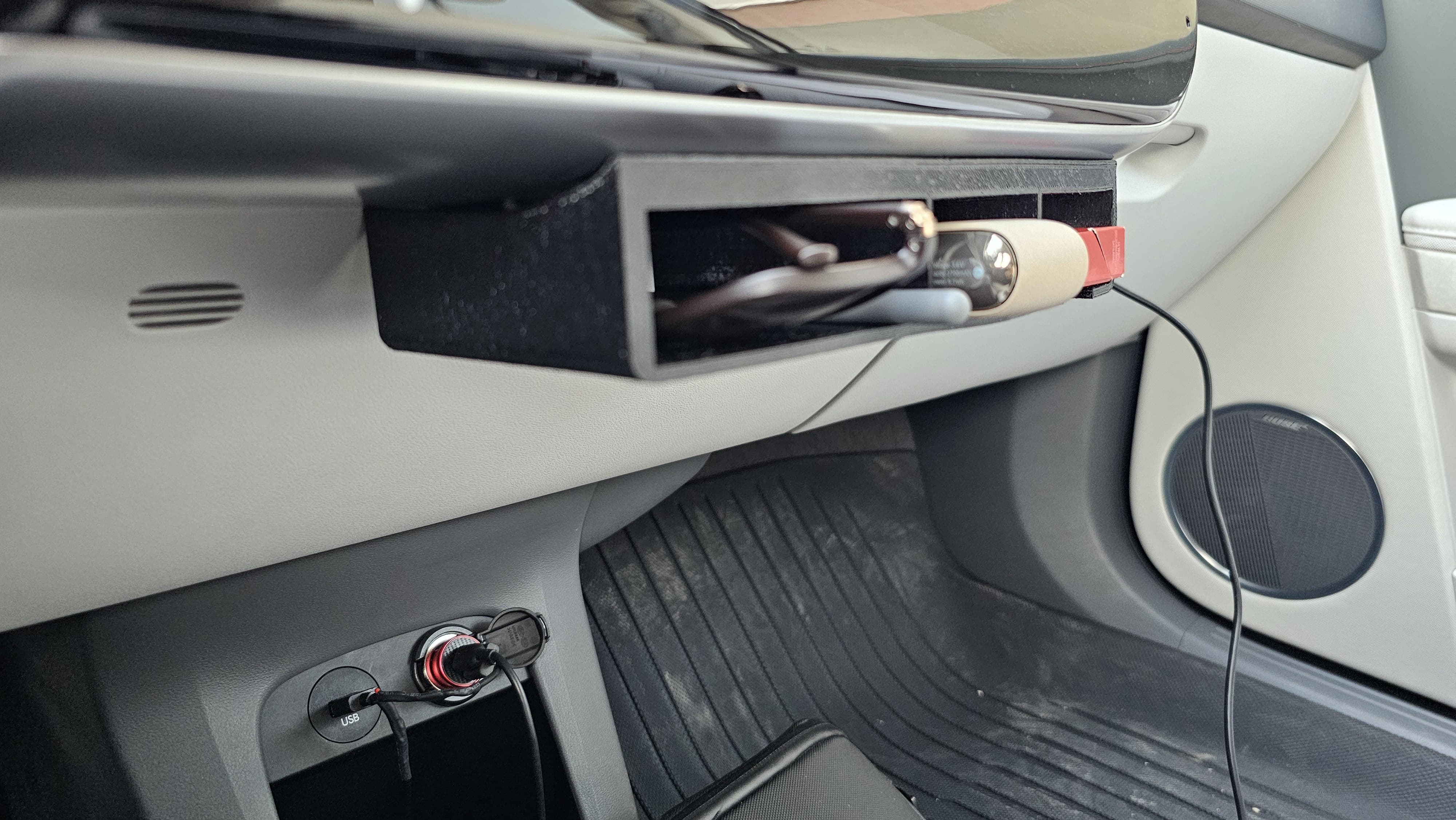 ioniq 5 phone holder
