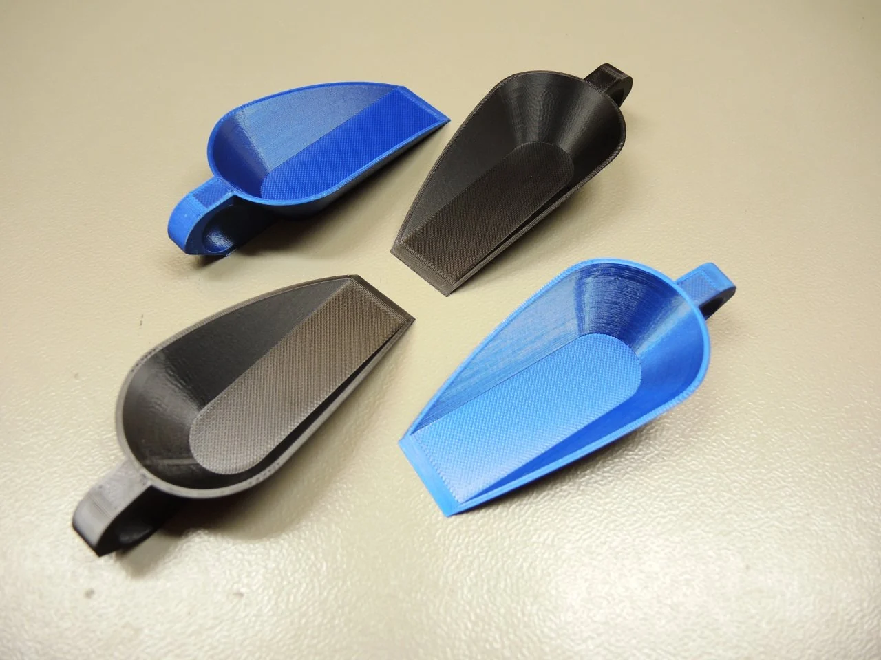 Flour and sugar shovel spoon