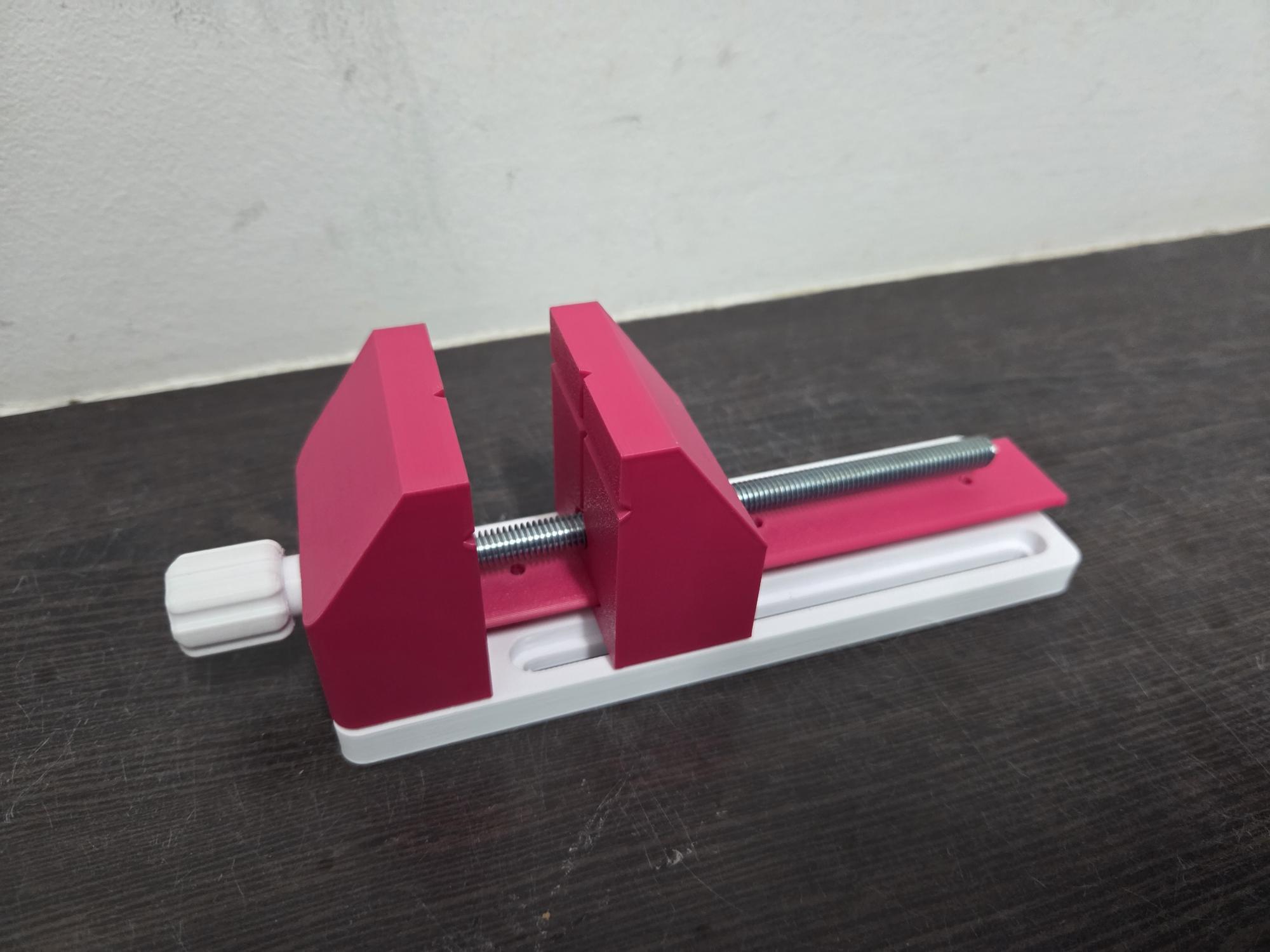 Desktop Bench Vice
