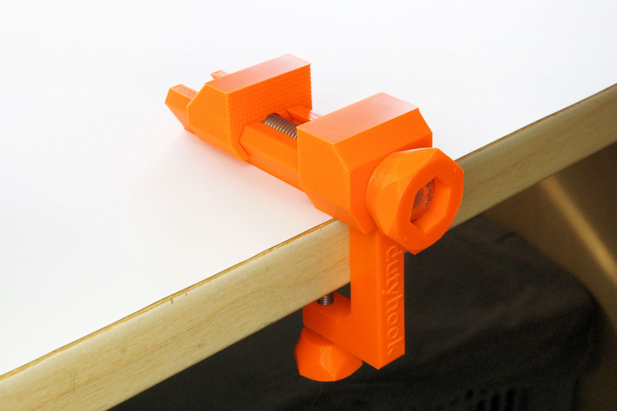Dutyhook Machine Vise with Desk Clamp