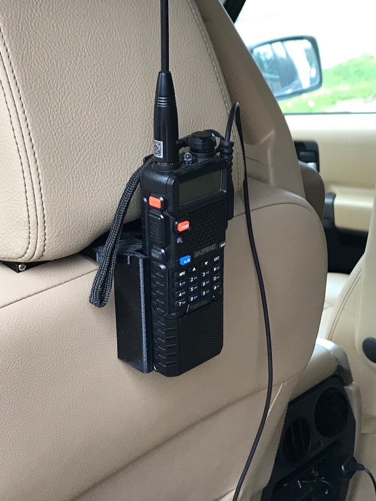 Land Rover LR3 BaoFeng UV-5R Mount