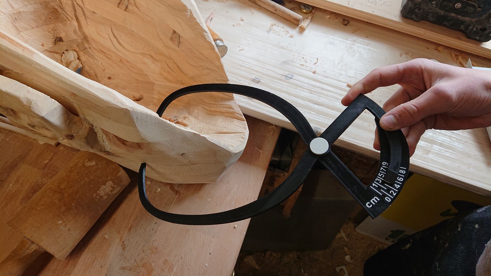Mechanic Measuring Clamp (for hollow objects; carving)