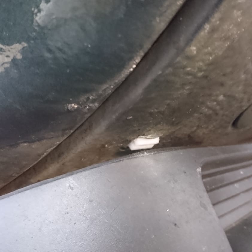 Golf Mk2 Spoiler Mounting Clip