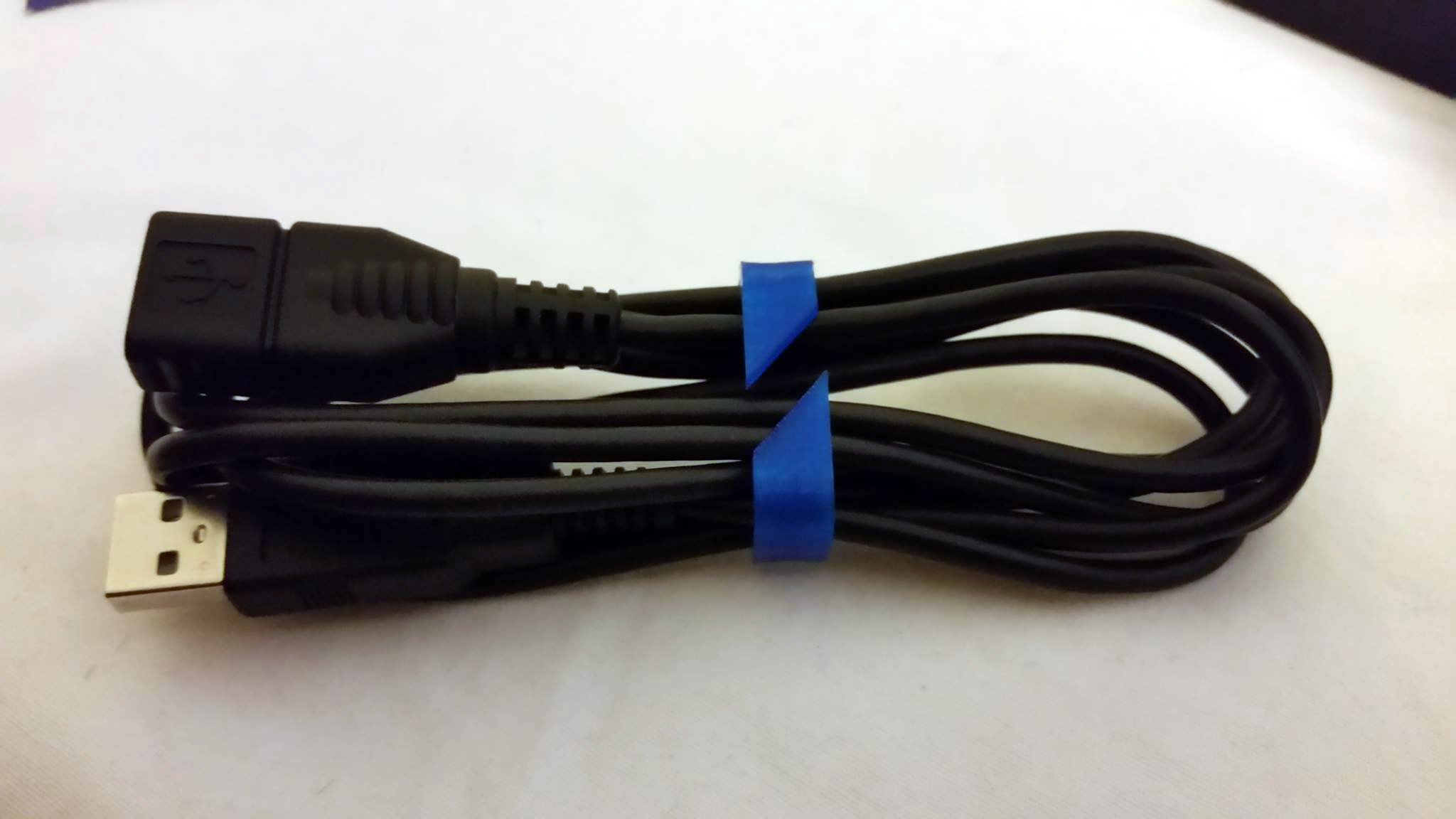 Cable Clip - Wire Organizer - USB / Phone