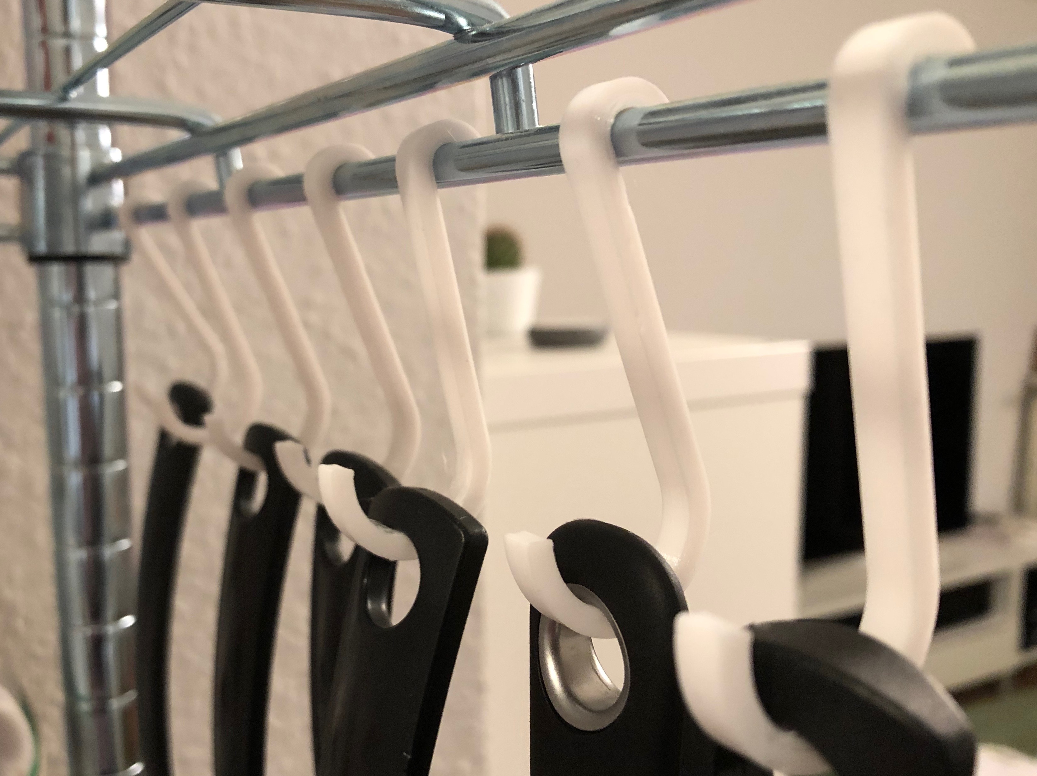 Customizable Hook for IKEA OMAR Shelf