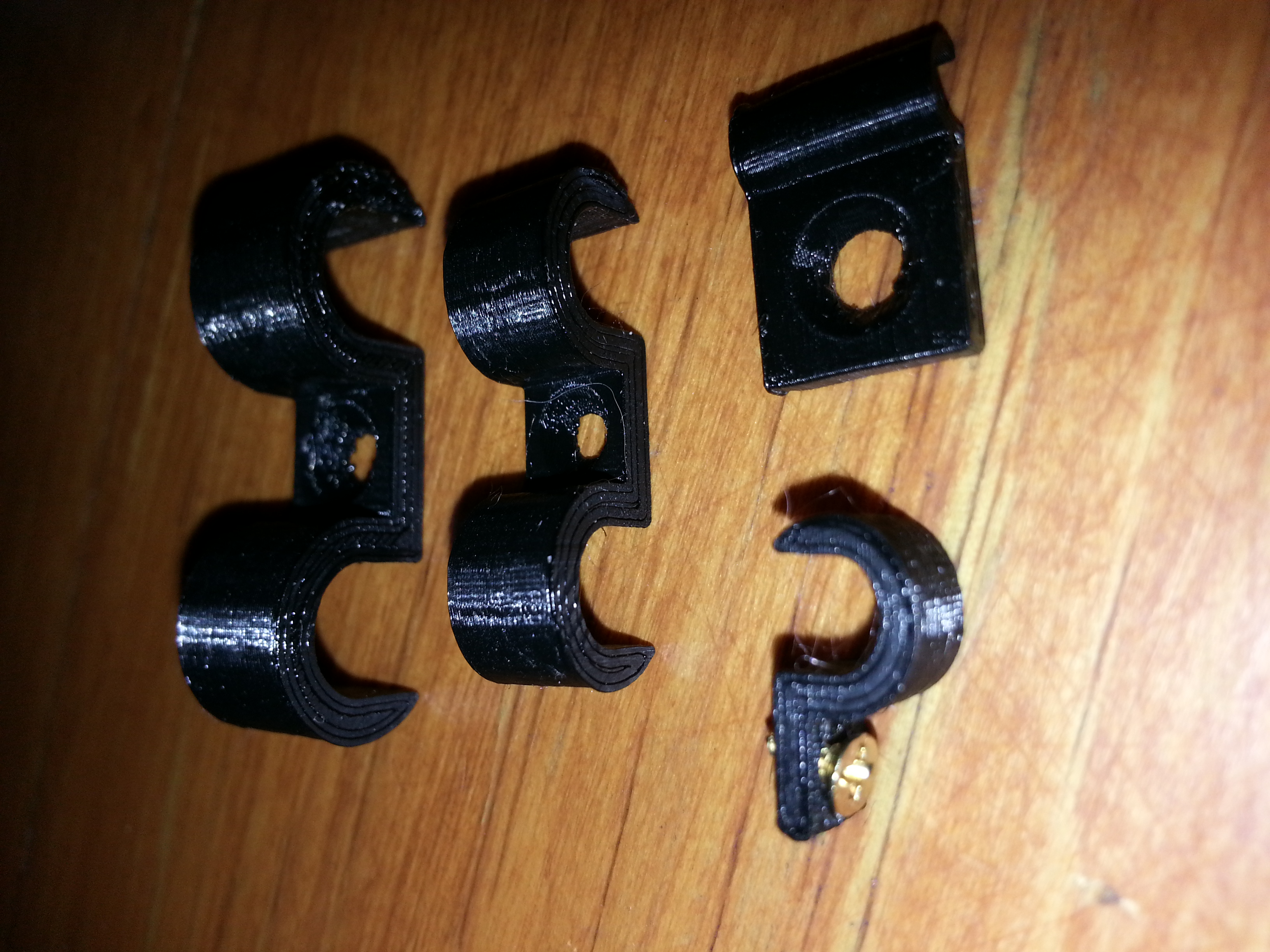 MINI WIRE OR TUBE CLAMP