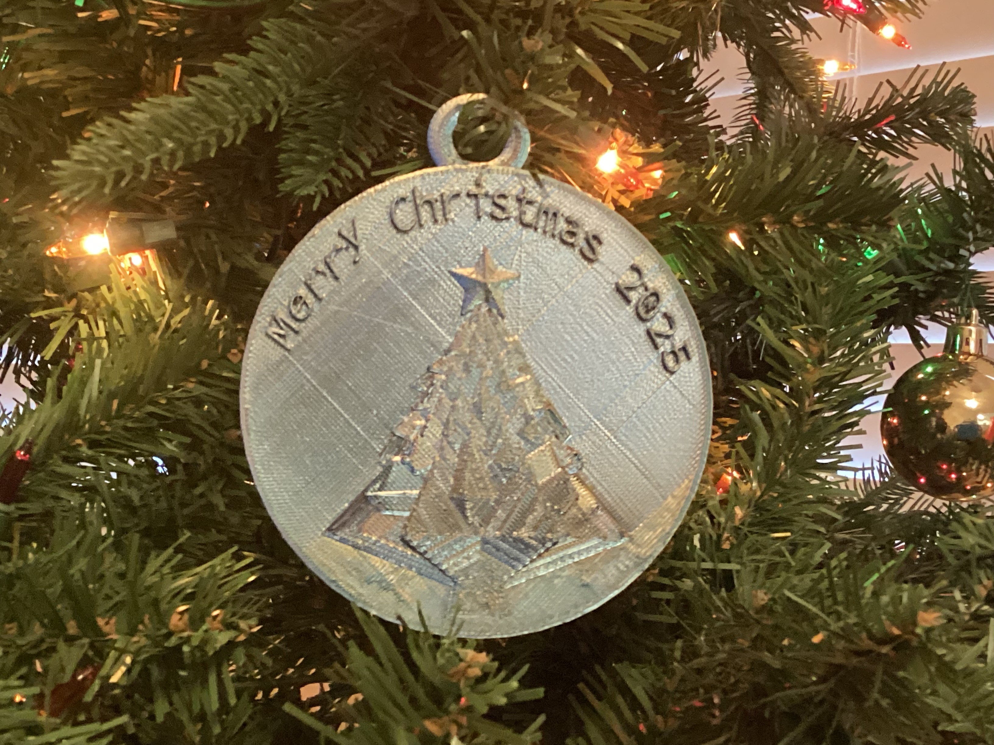 Merry Xmas 2025 Ornament