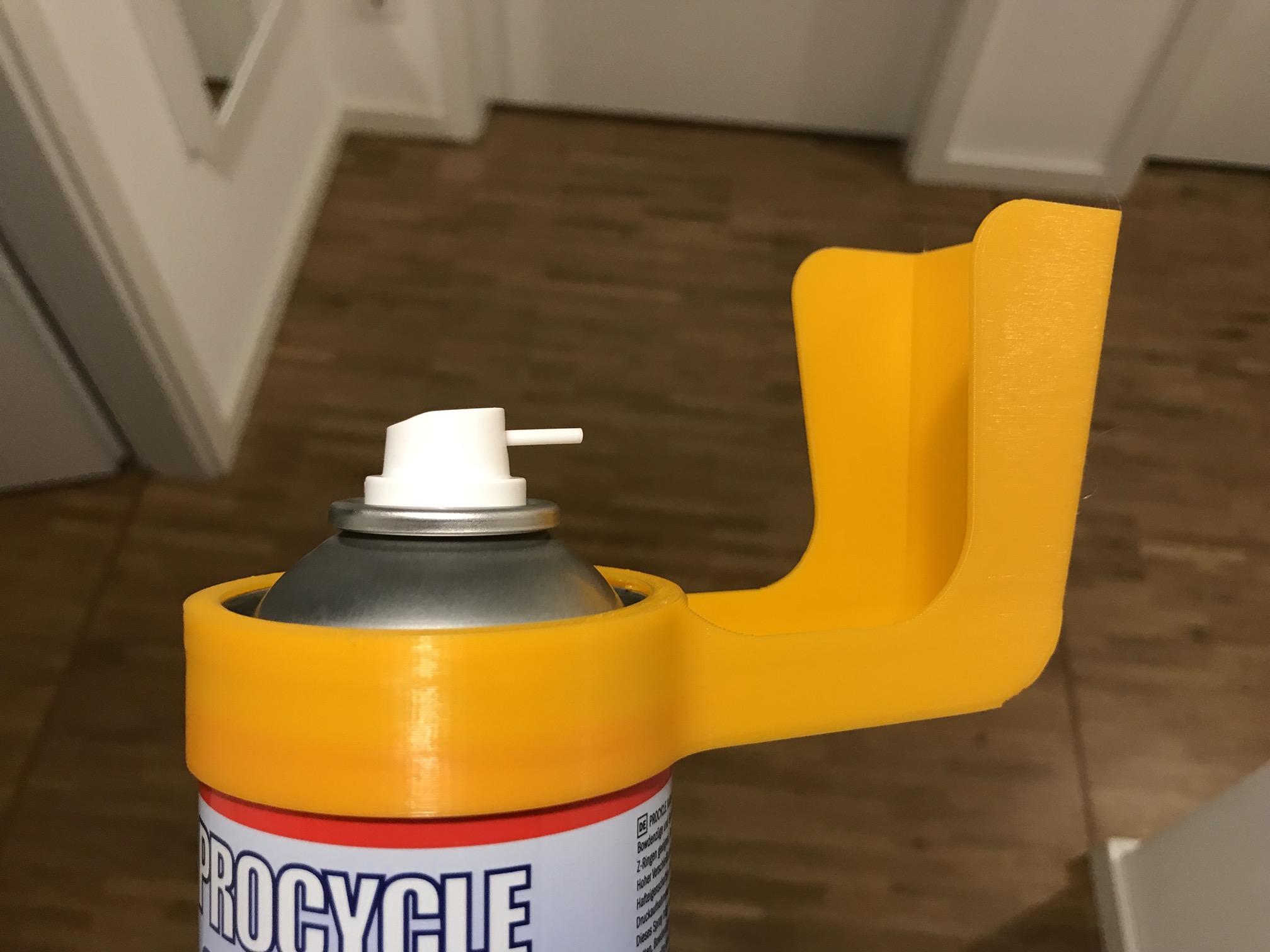 Kettenspray-Dosenaufsatz / Grease Can Shield
