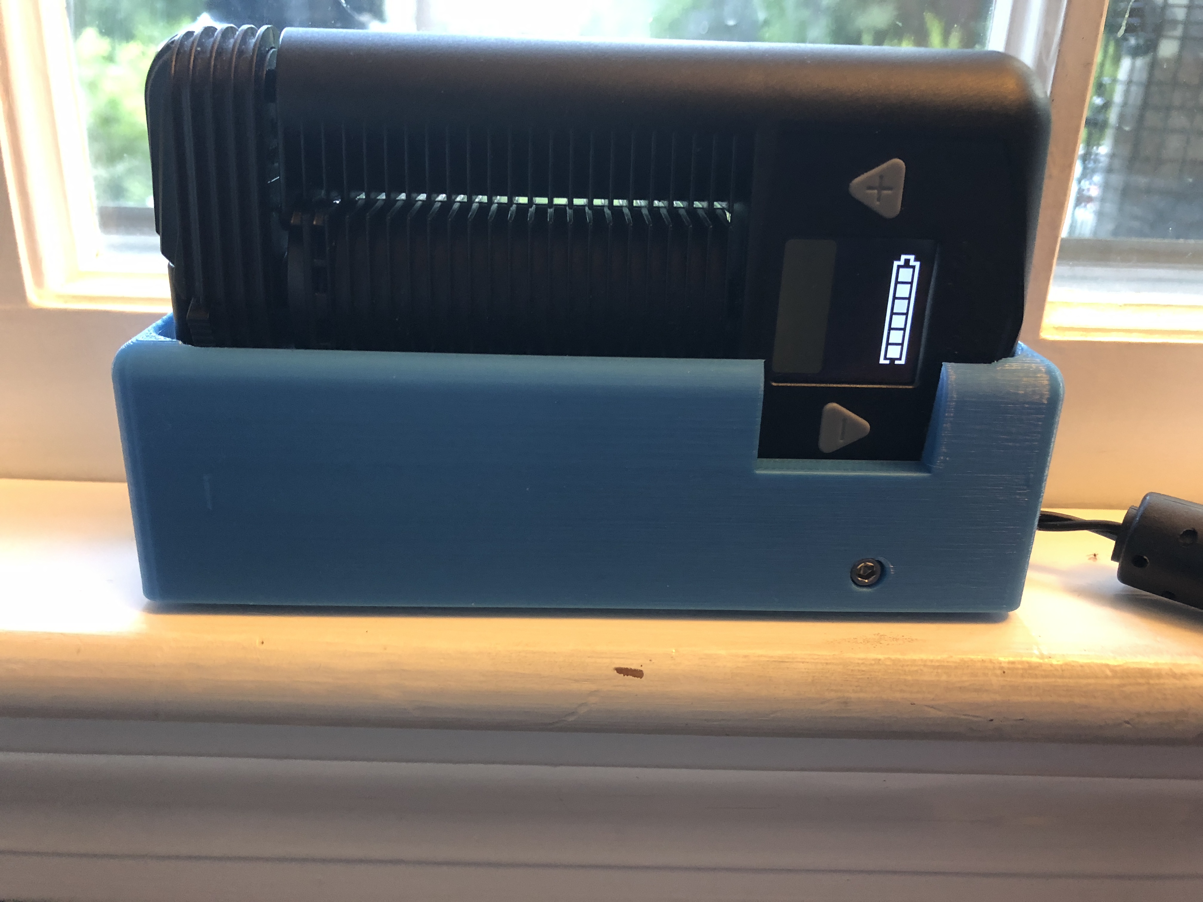 Mighty Charger Stand
