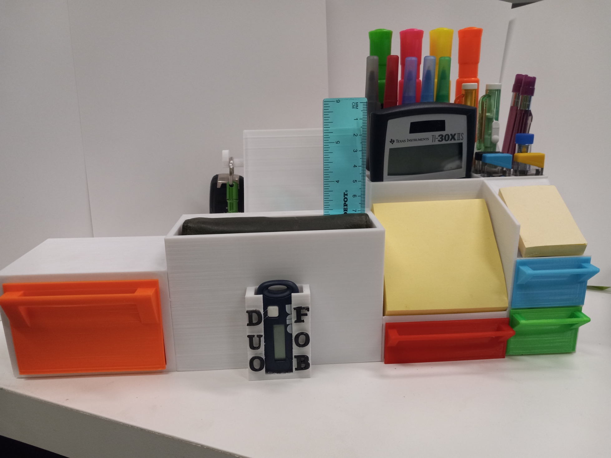 tcpiii's Deskorganizer