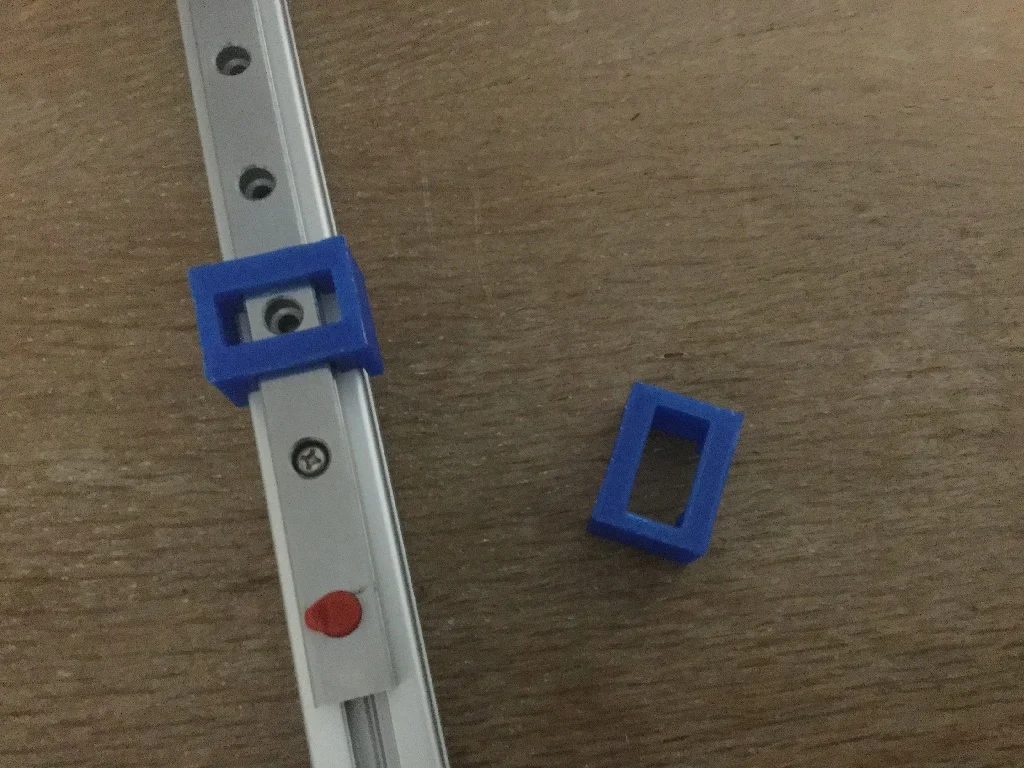 2020/2040 Linear Rail Mount Helper (Customizable)