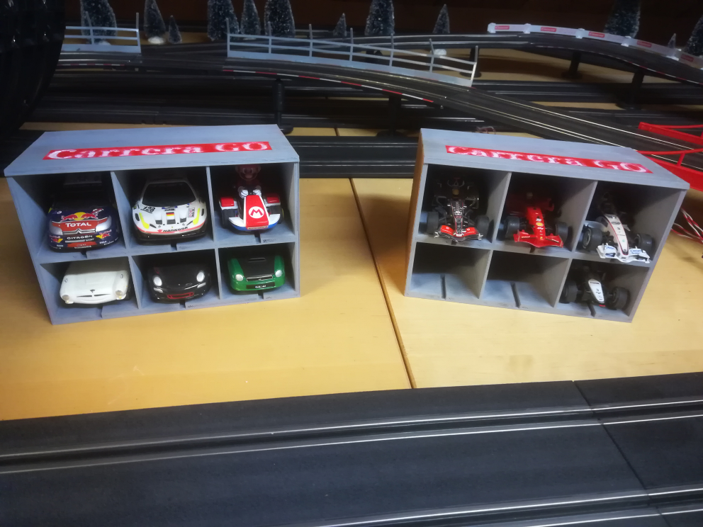 Carrera Go garage
