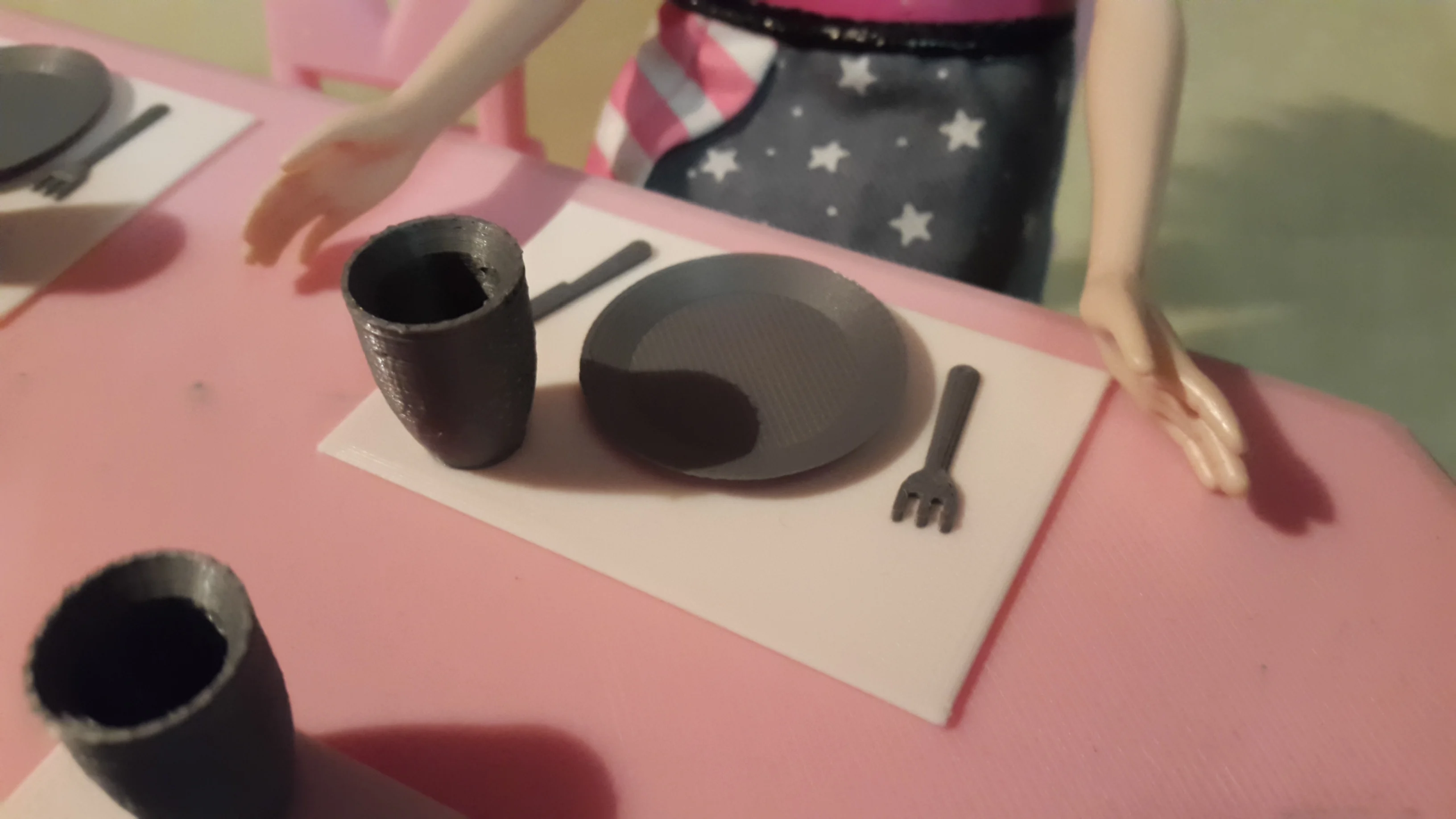 Tableware for dolls