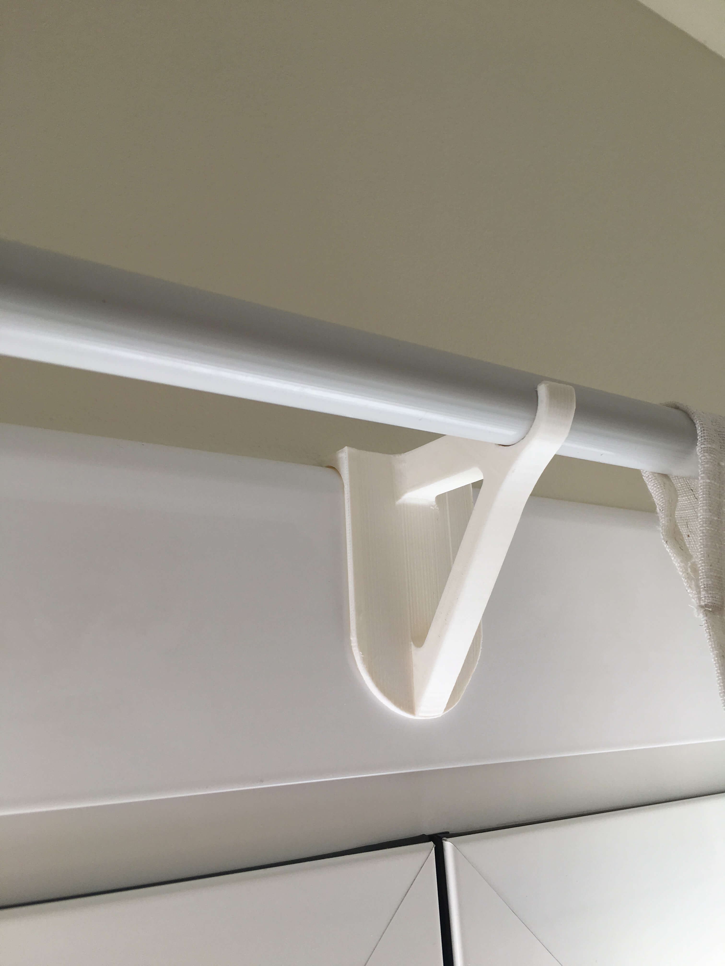 Drape/ Curtain Hanger