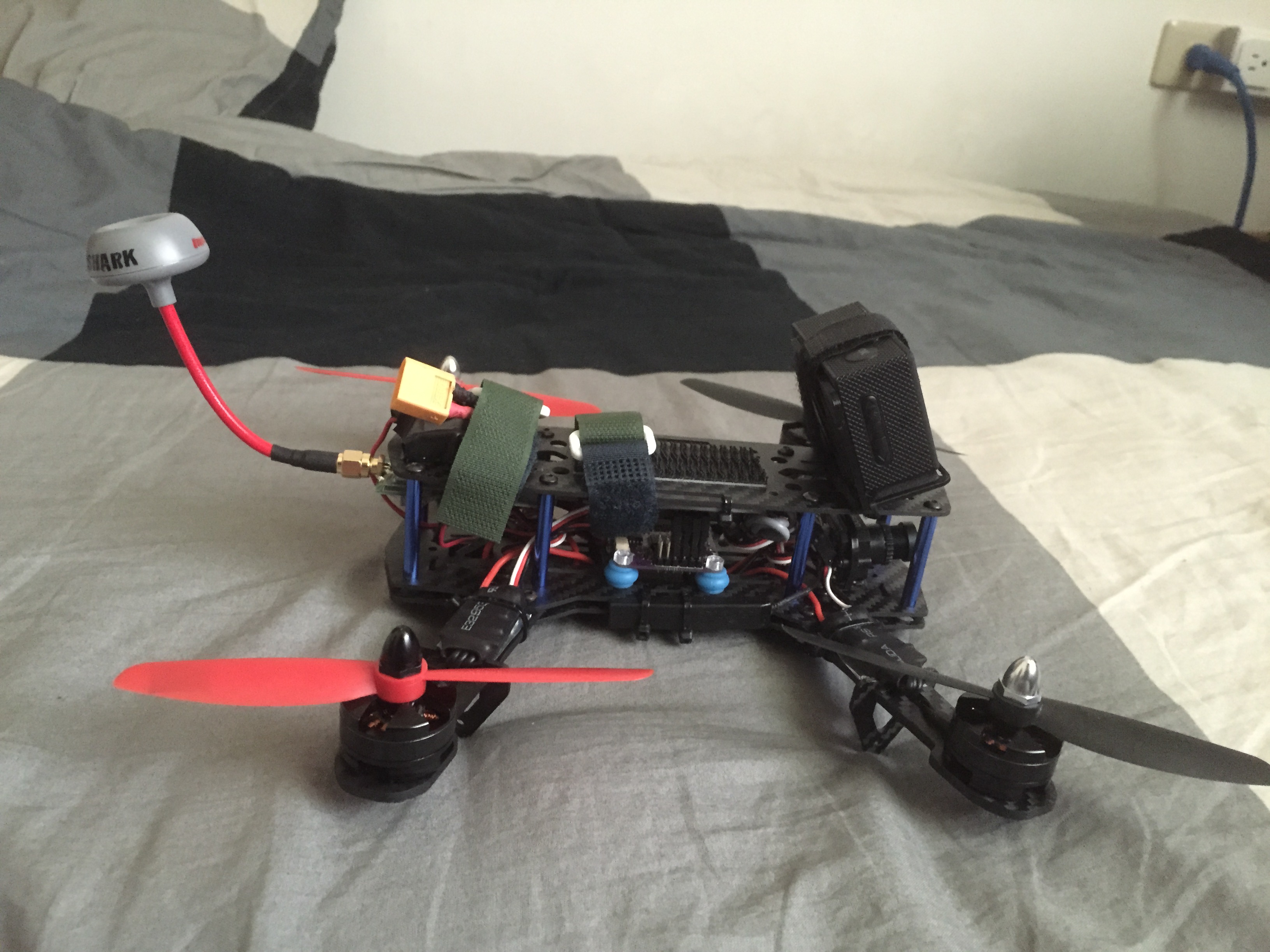sj4000 camera tilts holder for 250 size quadcopter