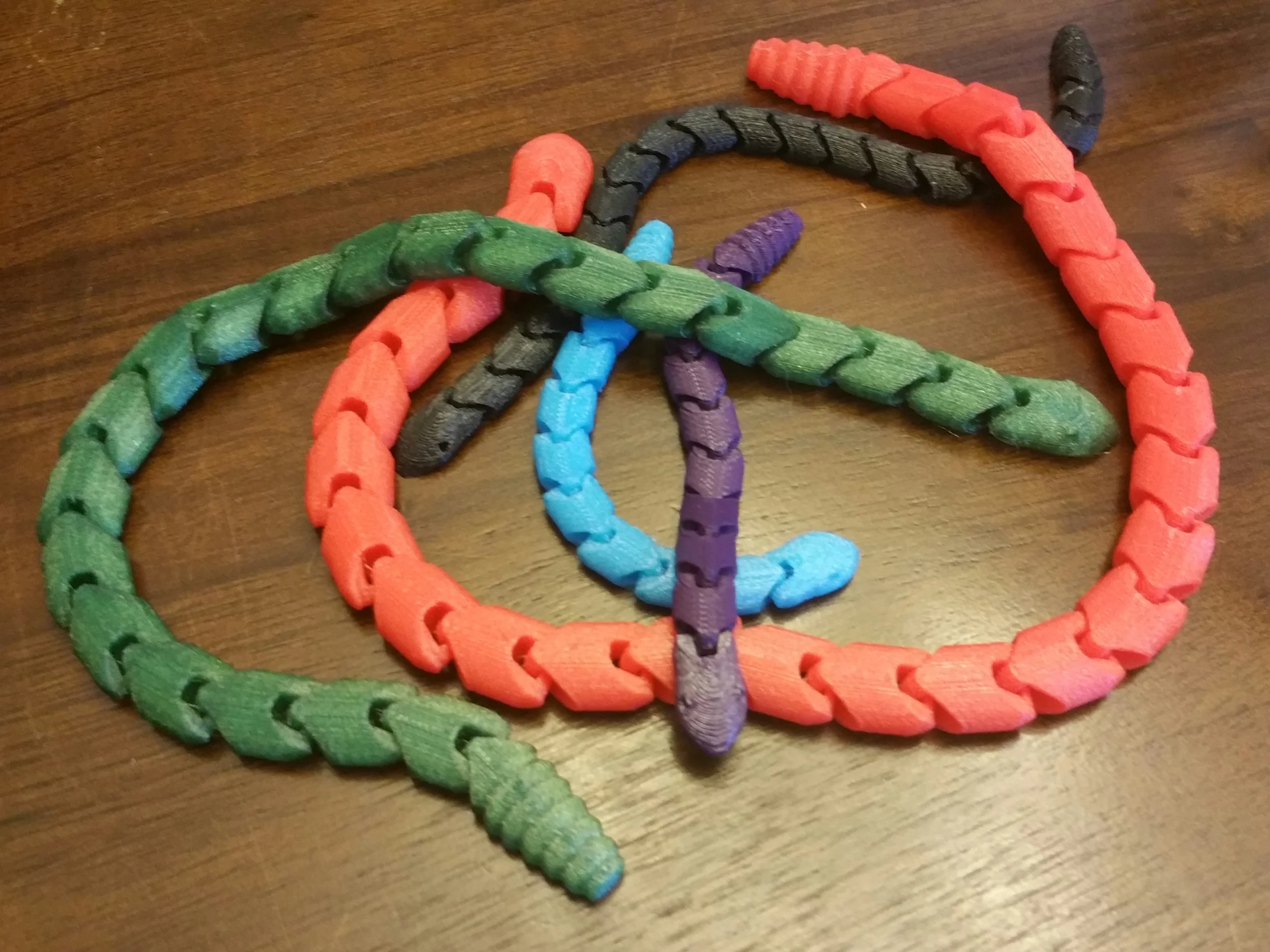 RATTLERZ: SNAKES THAT REALLY RATTLE