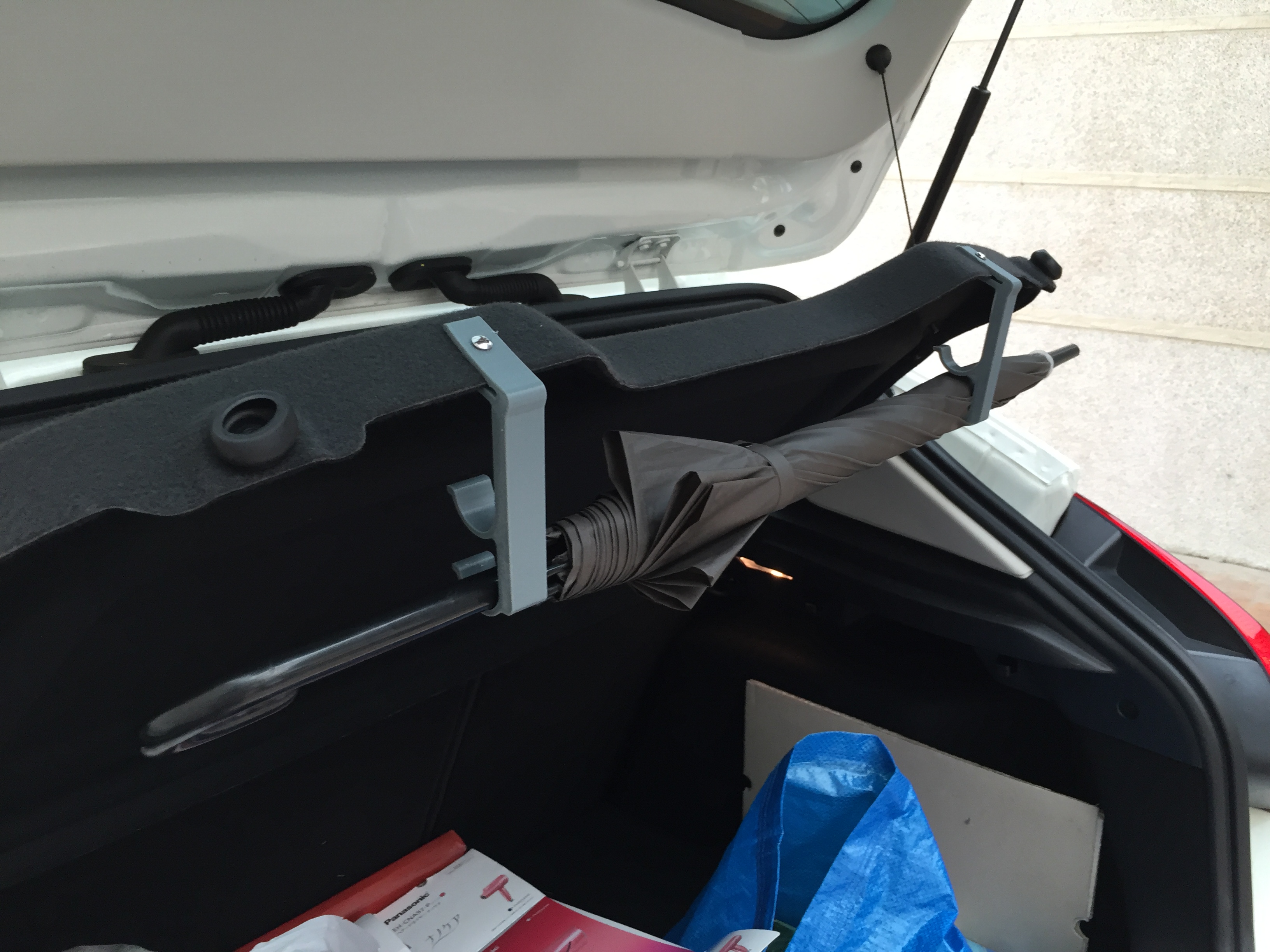 5 doors car umbrella holder