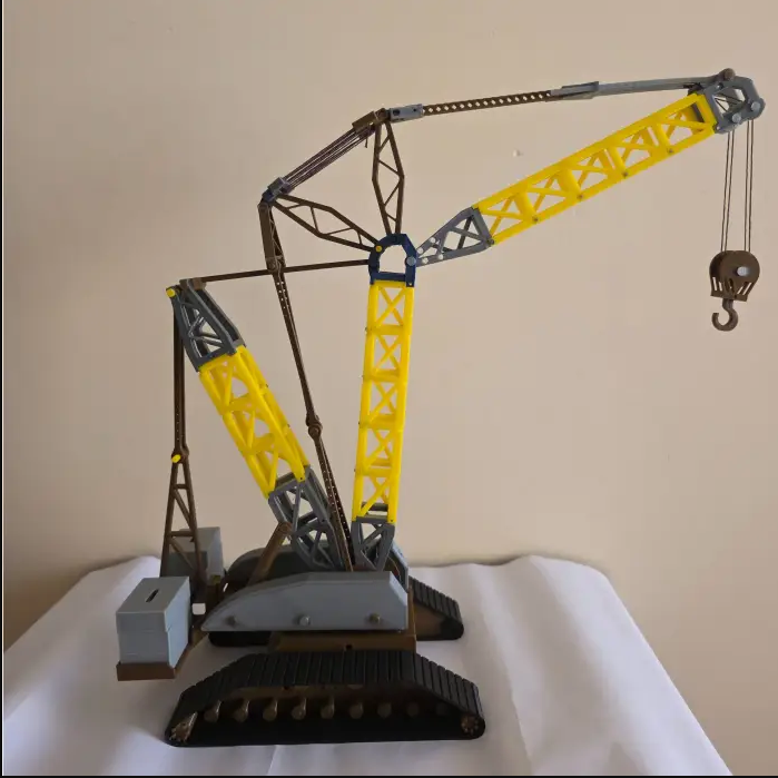 Modelo de grúa / Crane Model
