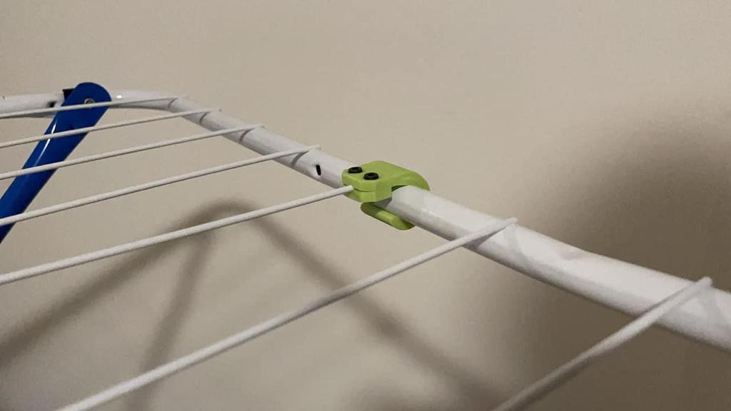 The Chameleon Clip for all your wire rack repair needs