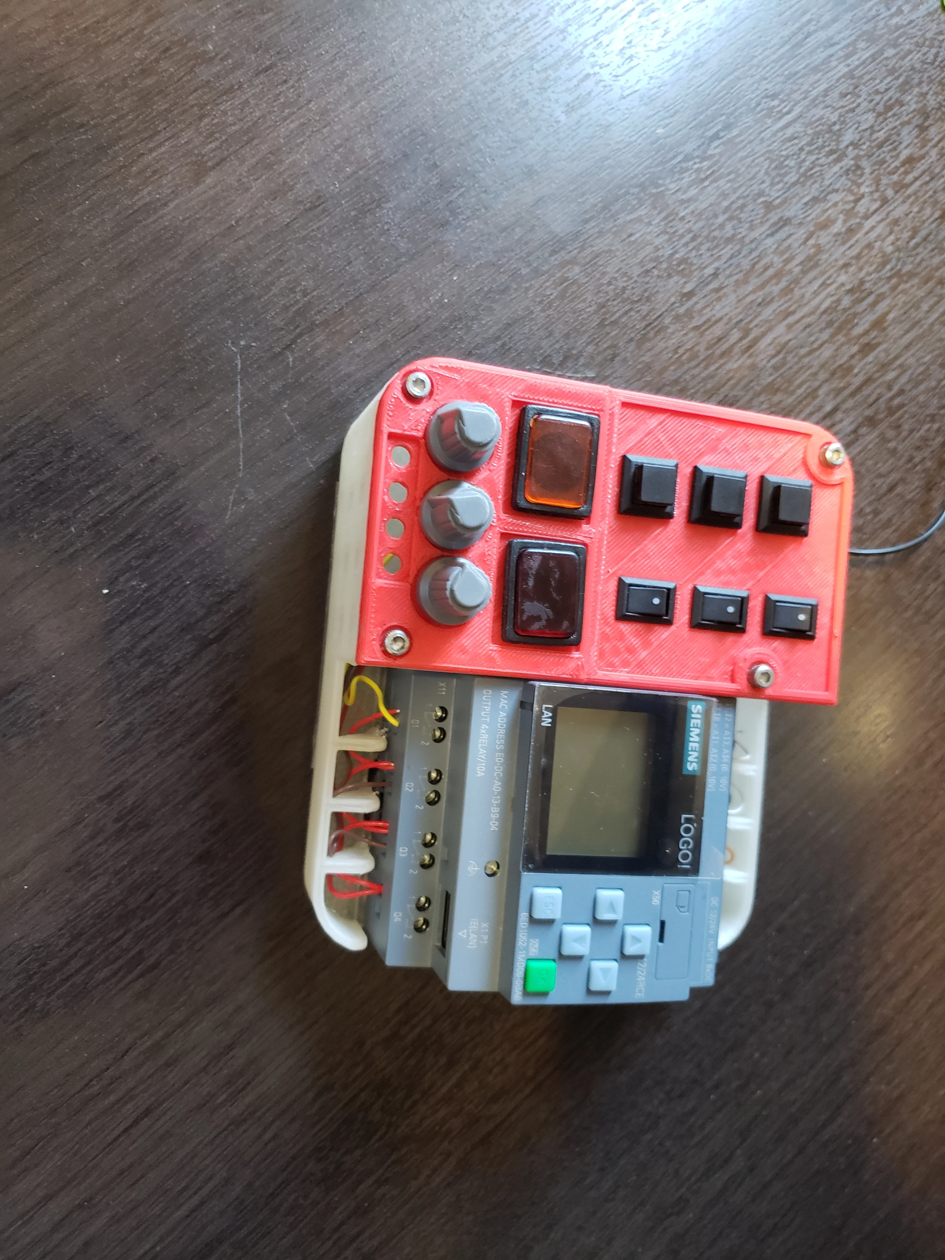 Siemens Logo! 8 development test box