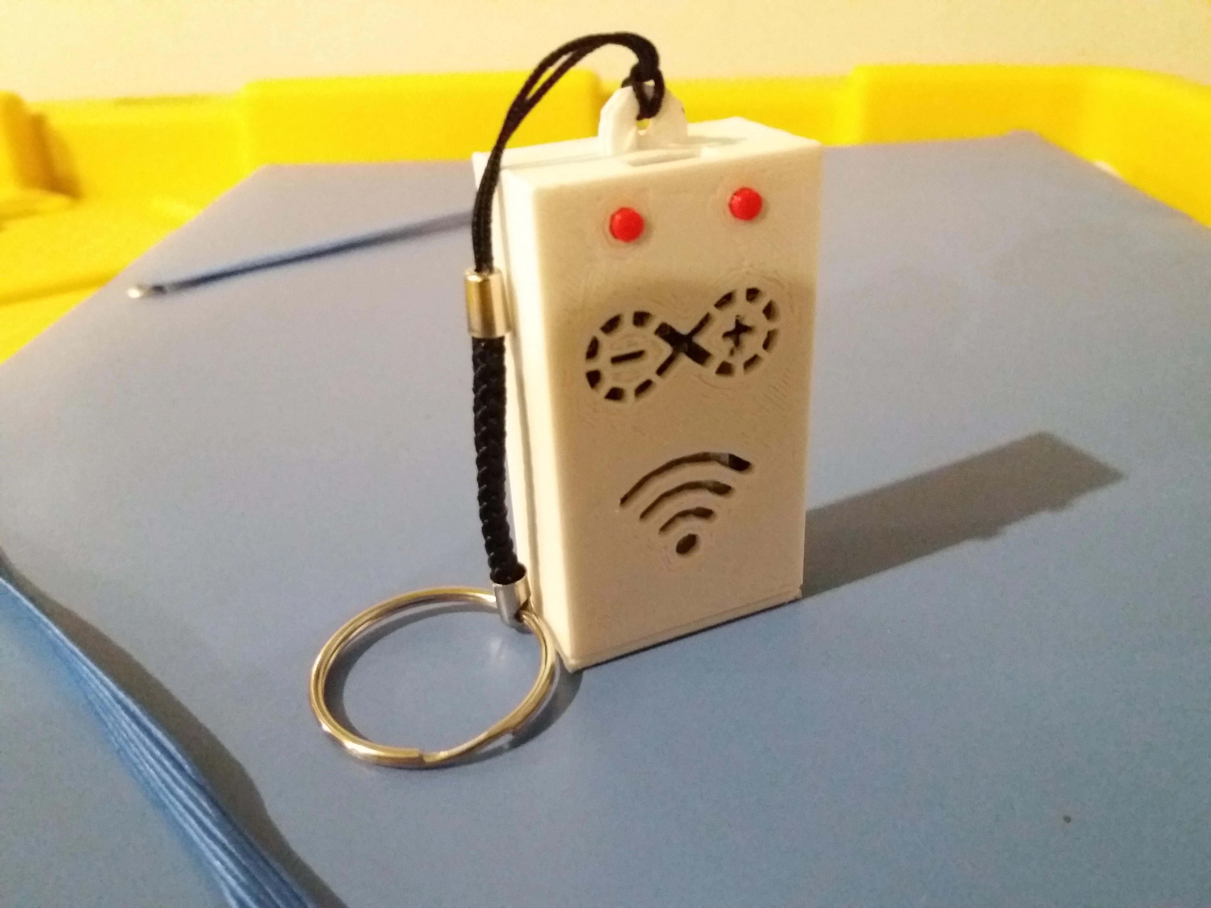 ESP8266 (arduino nodemcu) keychain