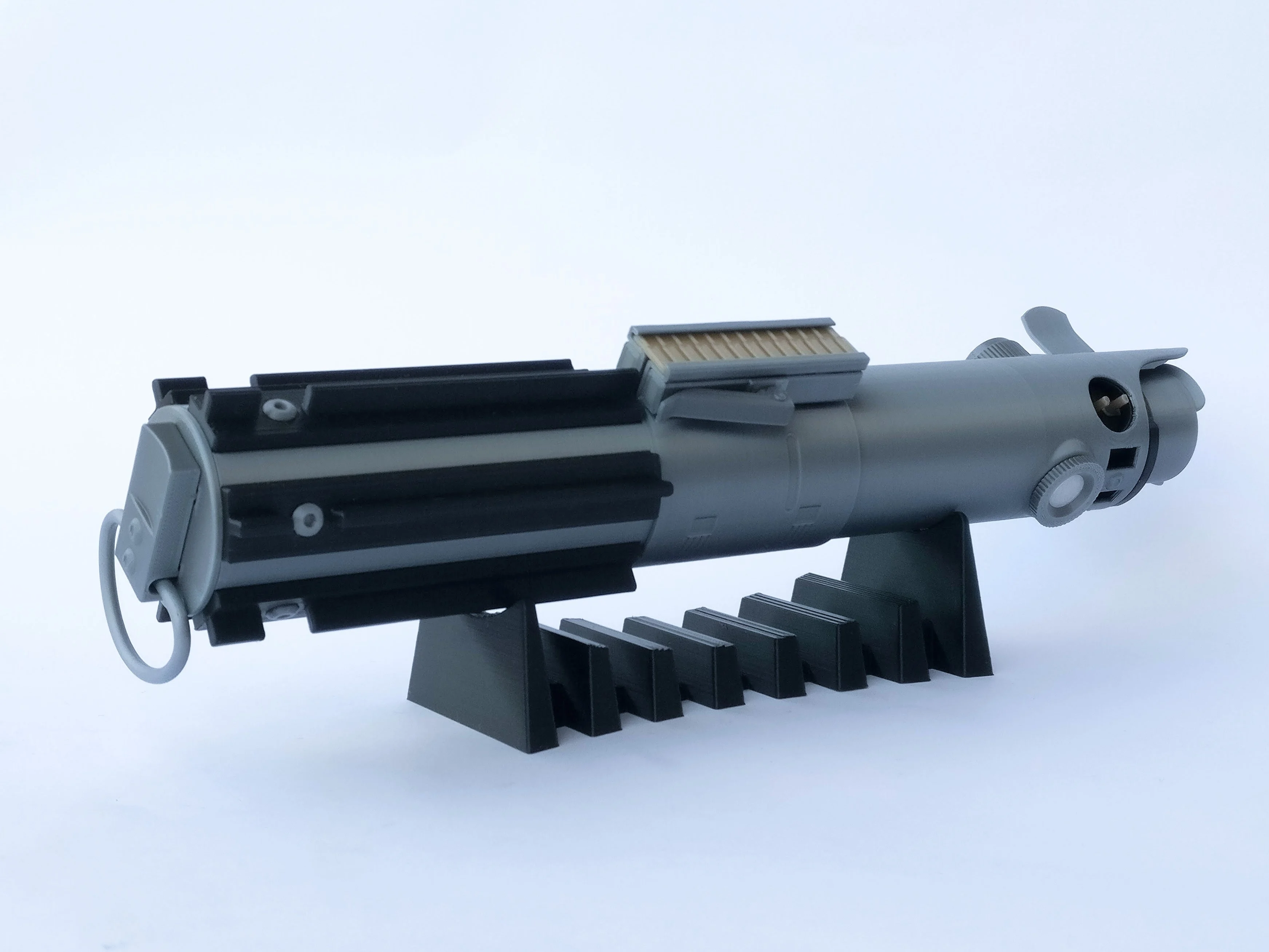 Horizontal display stand for lightsaber hilt