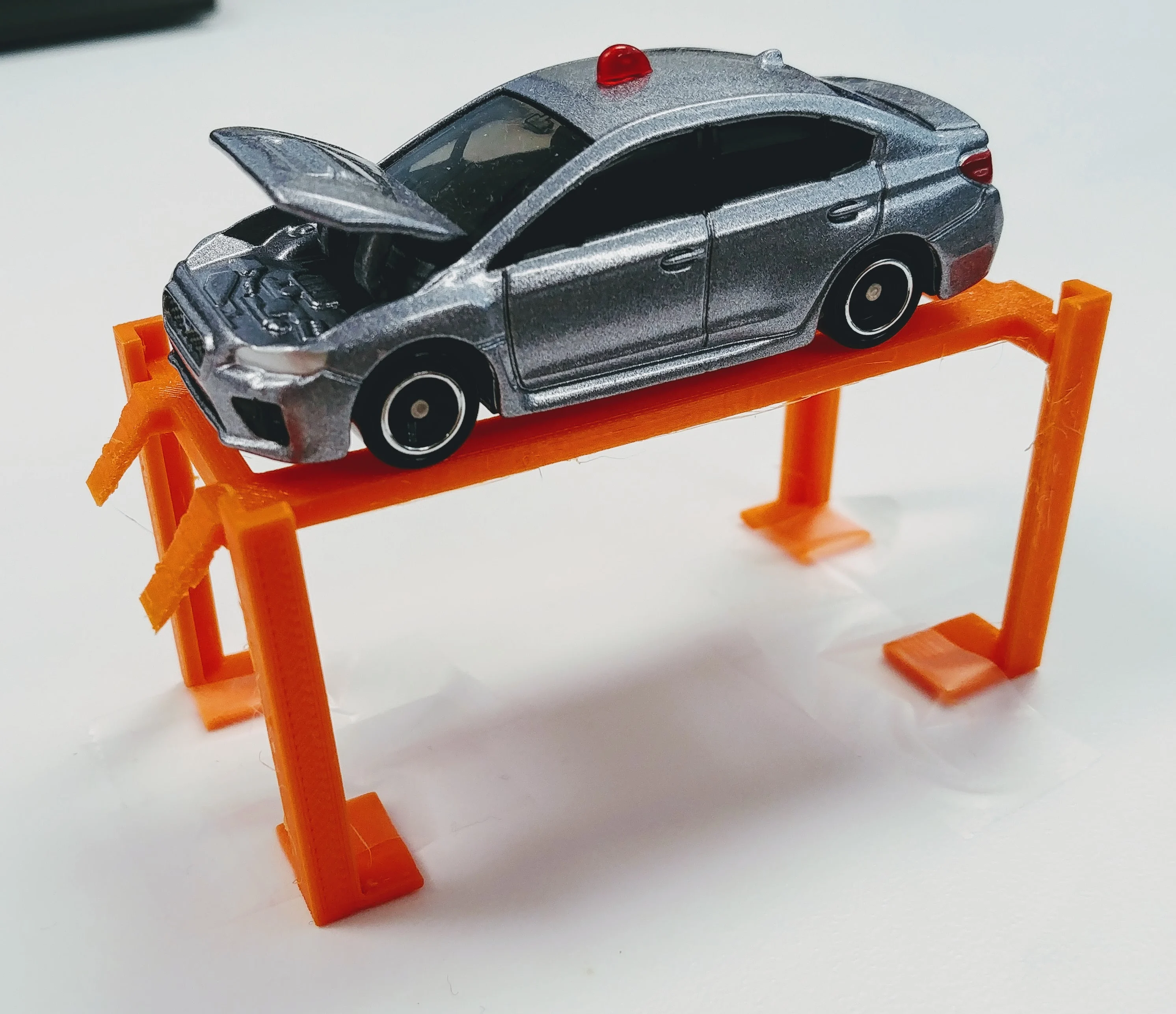 4-post auto lift 1:64 (four post car lift)