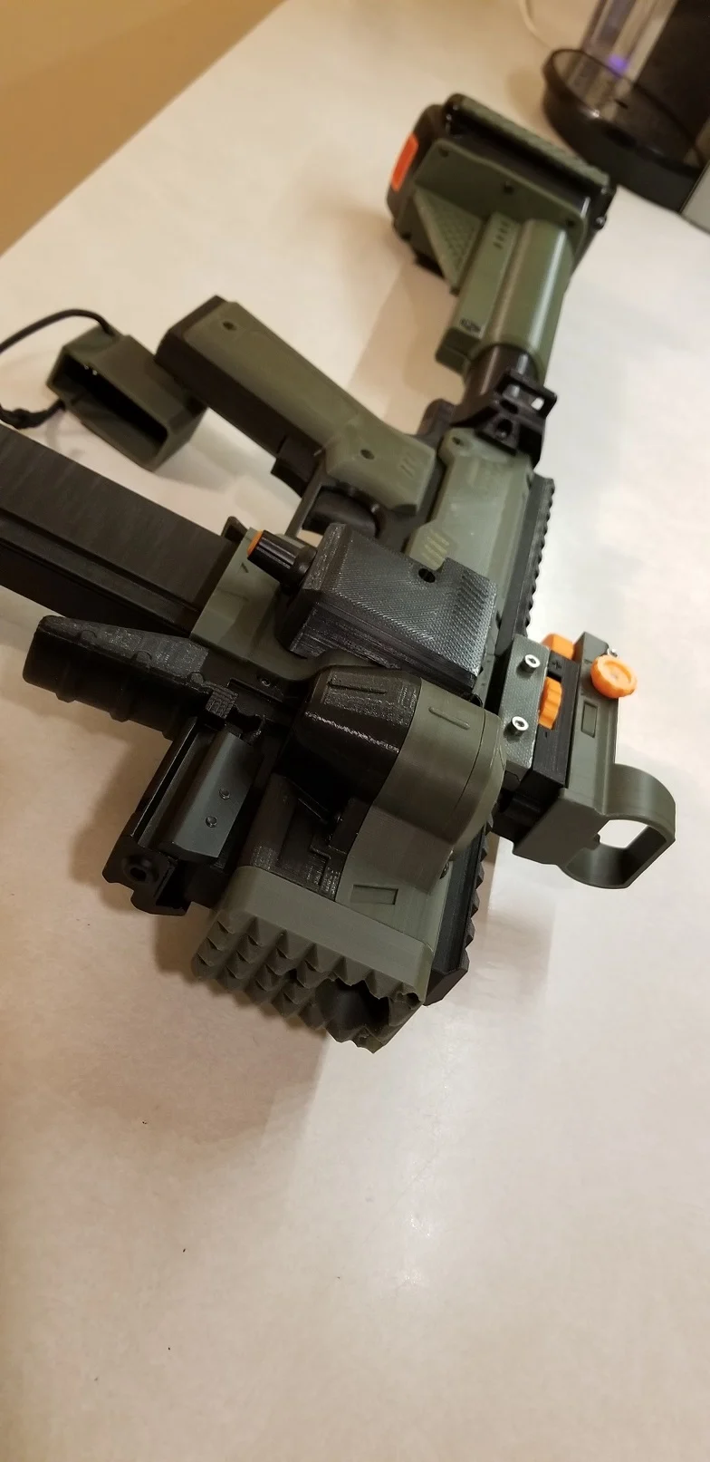 Vent Corp stock w/ Black+Decker 20V battery