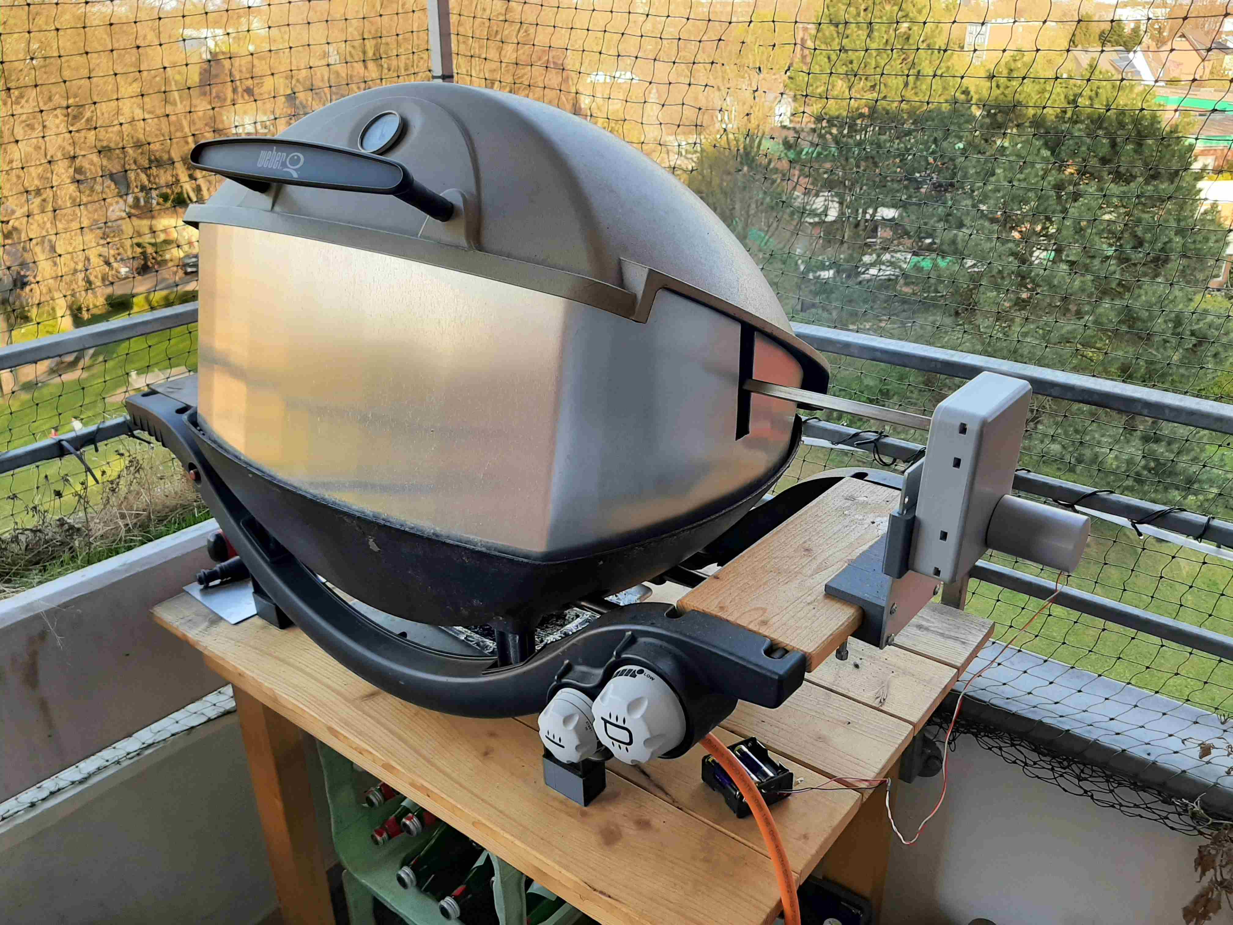 electric grill skewer (elektrischer Grillspieß/ Hähnchenspieß)